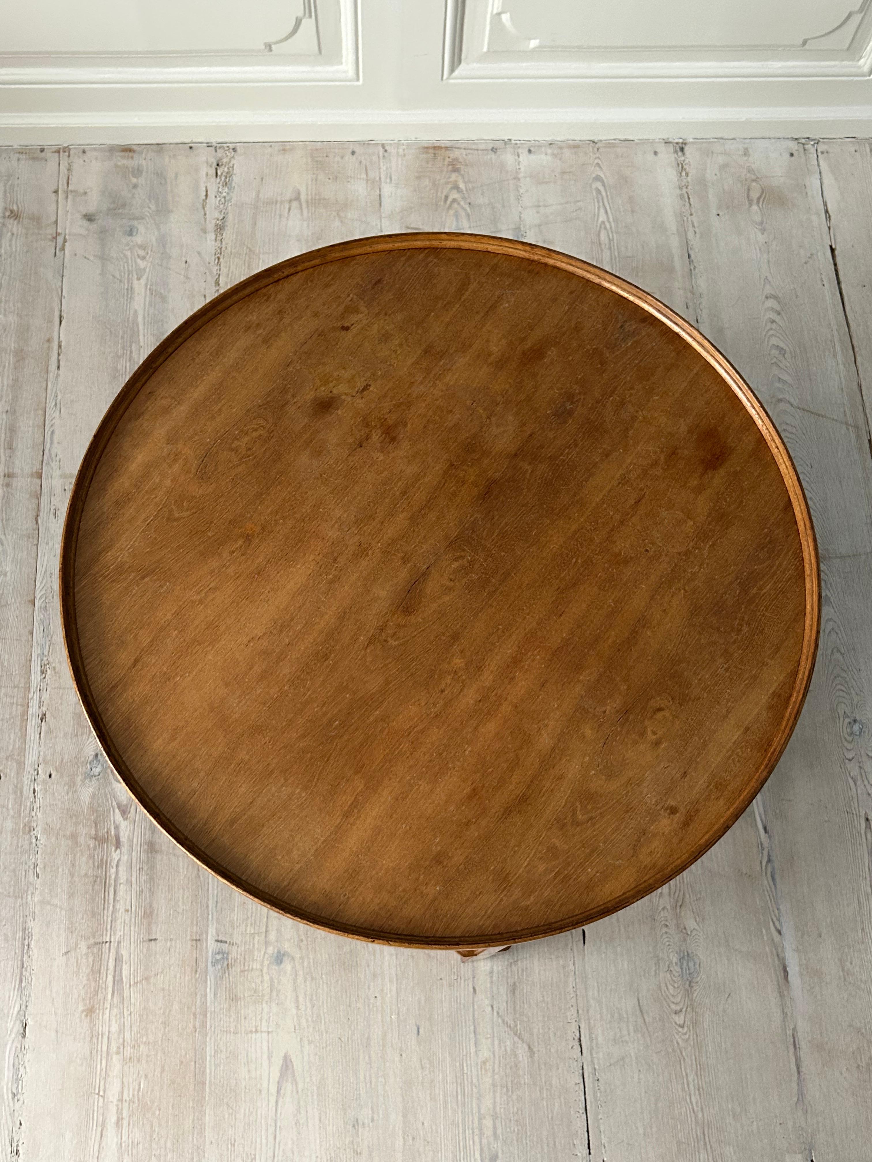 Hand-Crafted Vintage Kaare Klint KK 6687 Coffee Table in Mahogany, Denmark, 20th Century For Sale