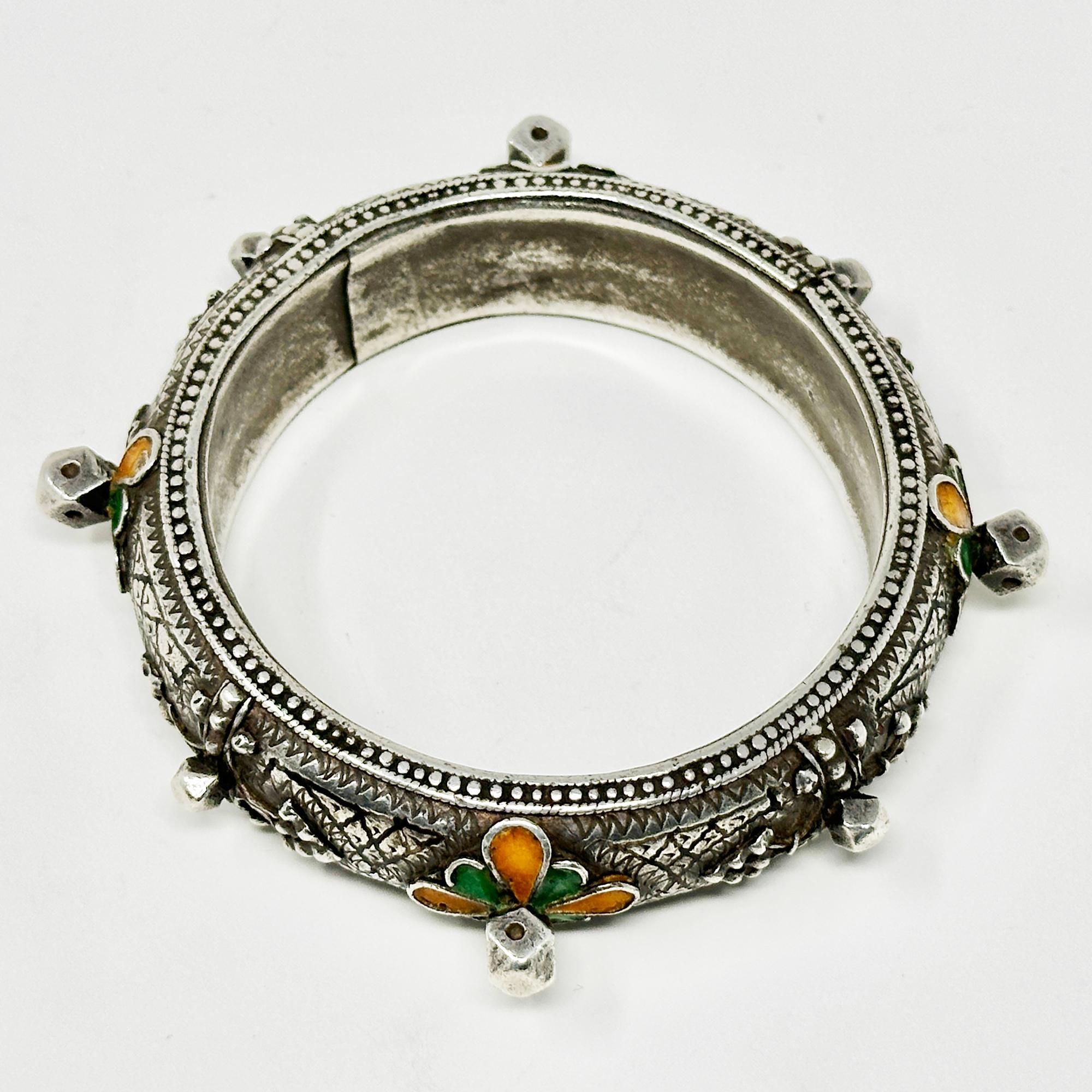 Vintage Kabylie Berber-Emaille- und Silberarmband aus Emaille, Algerien im Angebot 2
