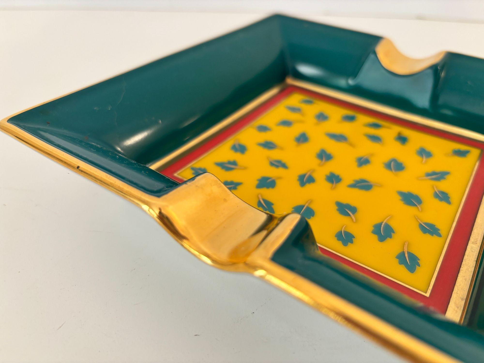 Posacenere quadrato in porcellana Kahla d'epoca Greene & Greene Germania c.C. 1950 in vendita 2