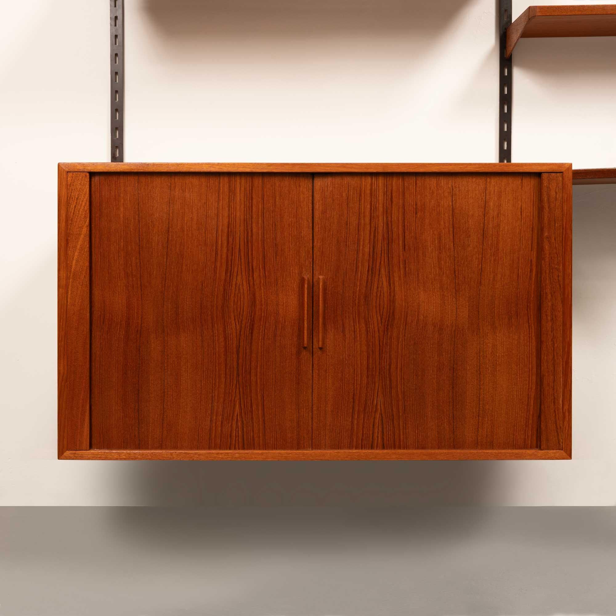 Vintage Kai Kristansen Teak Wand System mit Schreibtisch (Dänisch) im Angebot