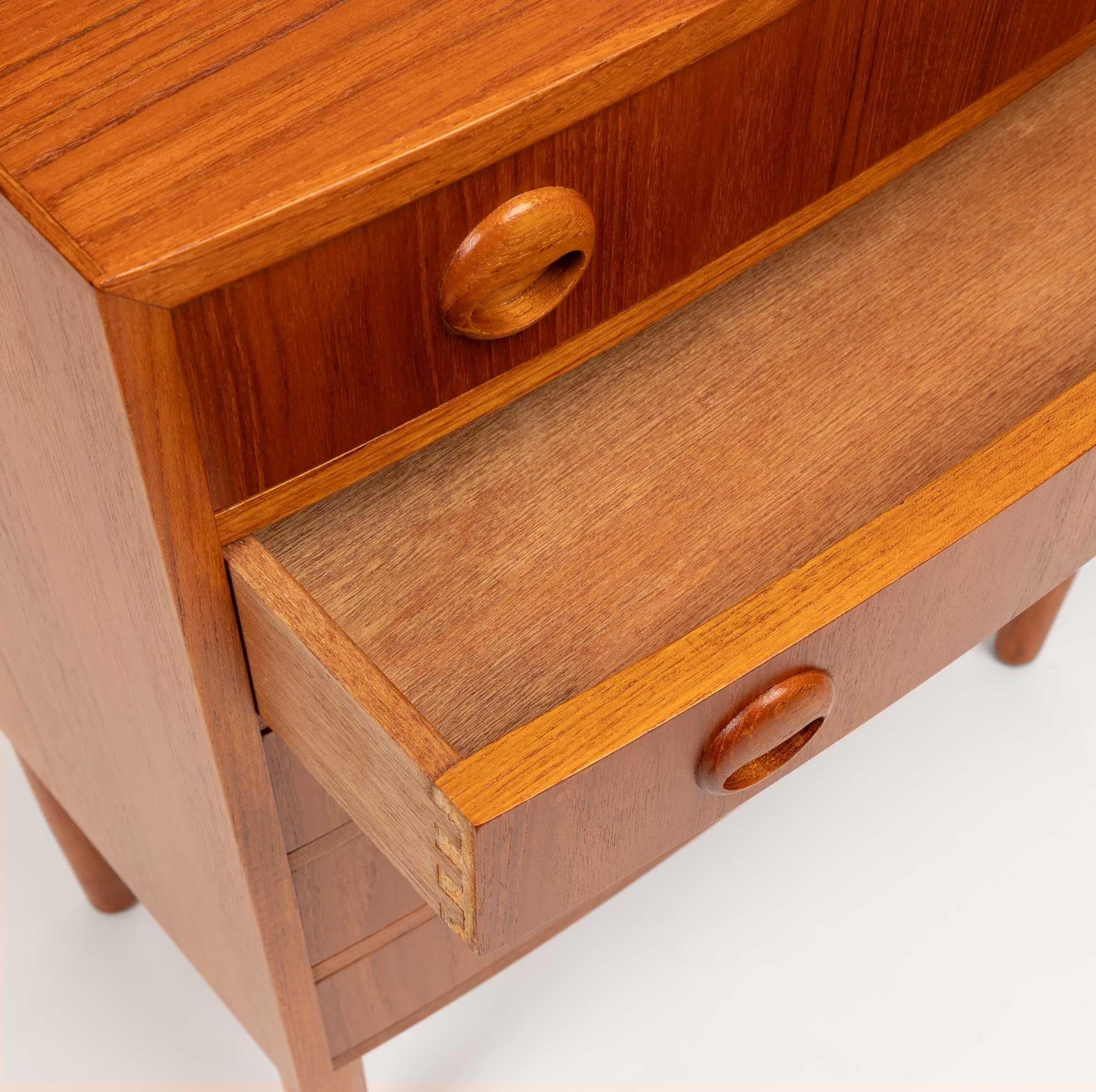 Vintage Kai Kristiansen Teak Chest of Drawers / Nightstand / Entry Chest 1960s in vendita 1