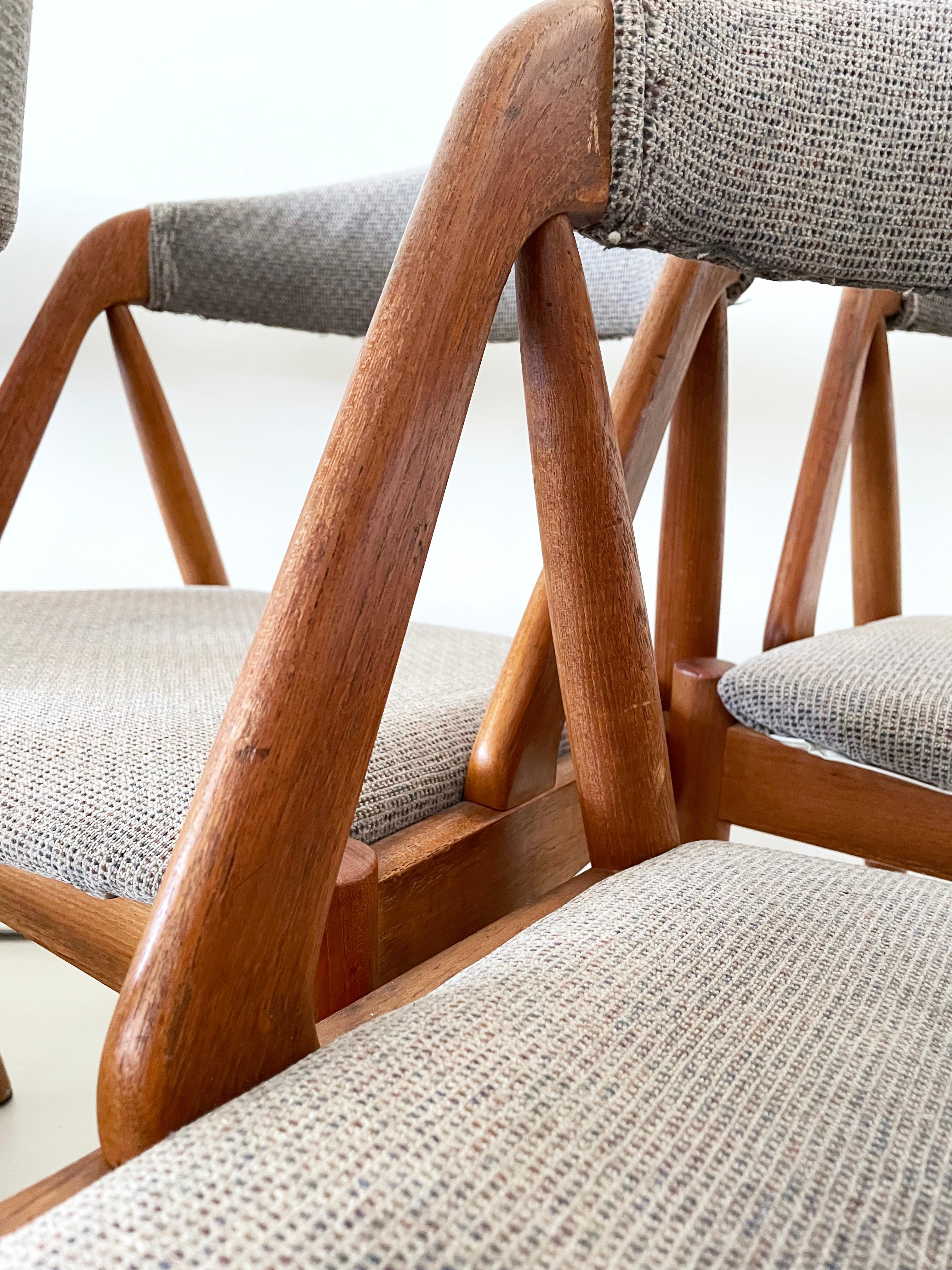 Set di 6 sedie da pranzo in teak Kai Kristiansen d'epoca, da rivestire su misura in vendita 5