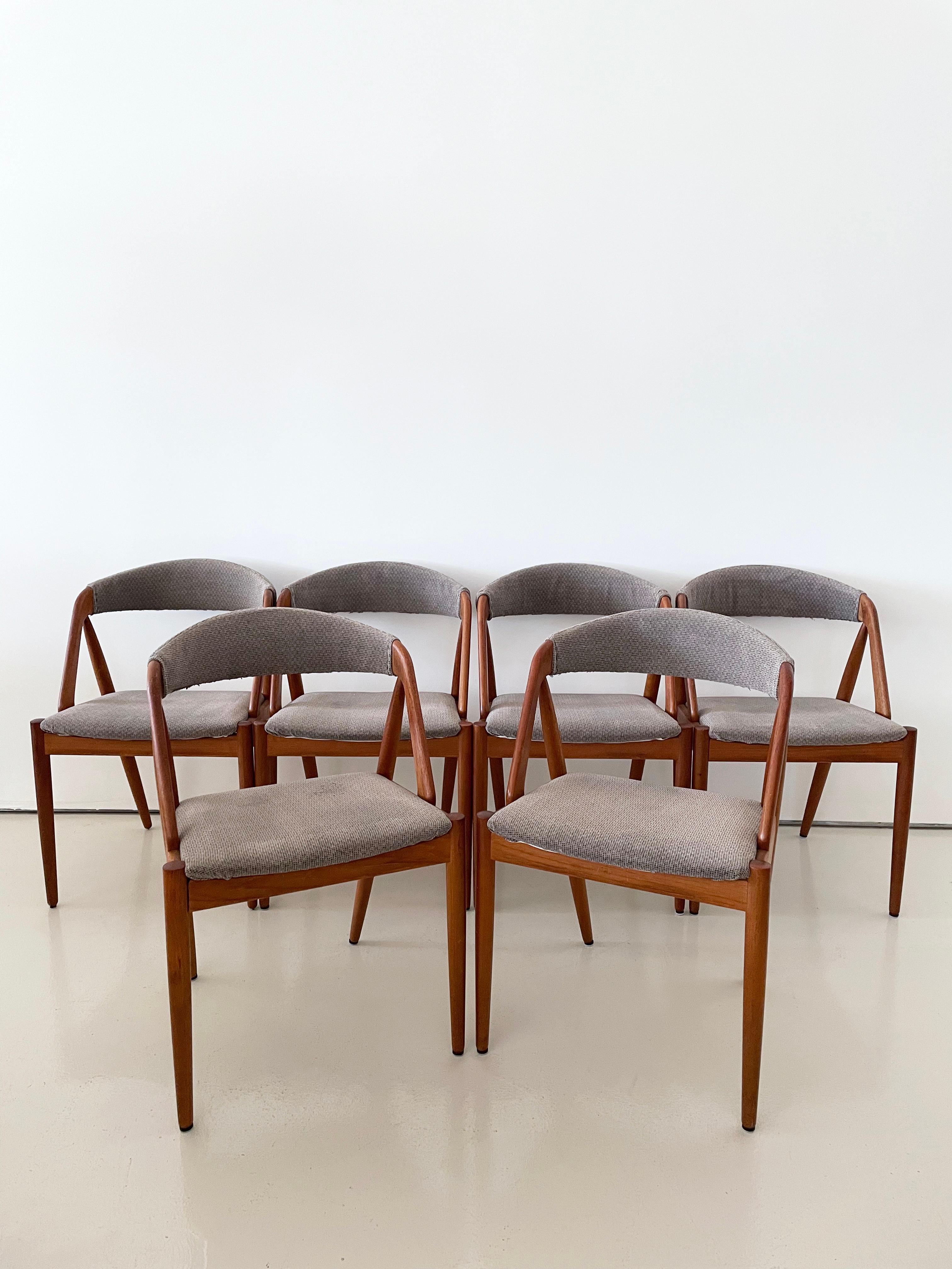 Mid-Century moderno Set di 6 sedie da pranzo in teak Kai Kristiansen d'epoca, da rivestire su misura in vendita