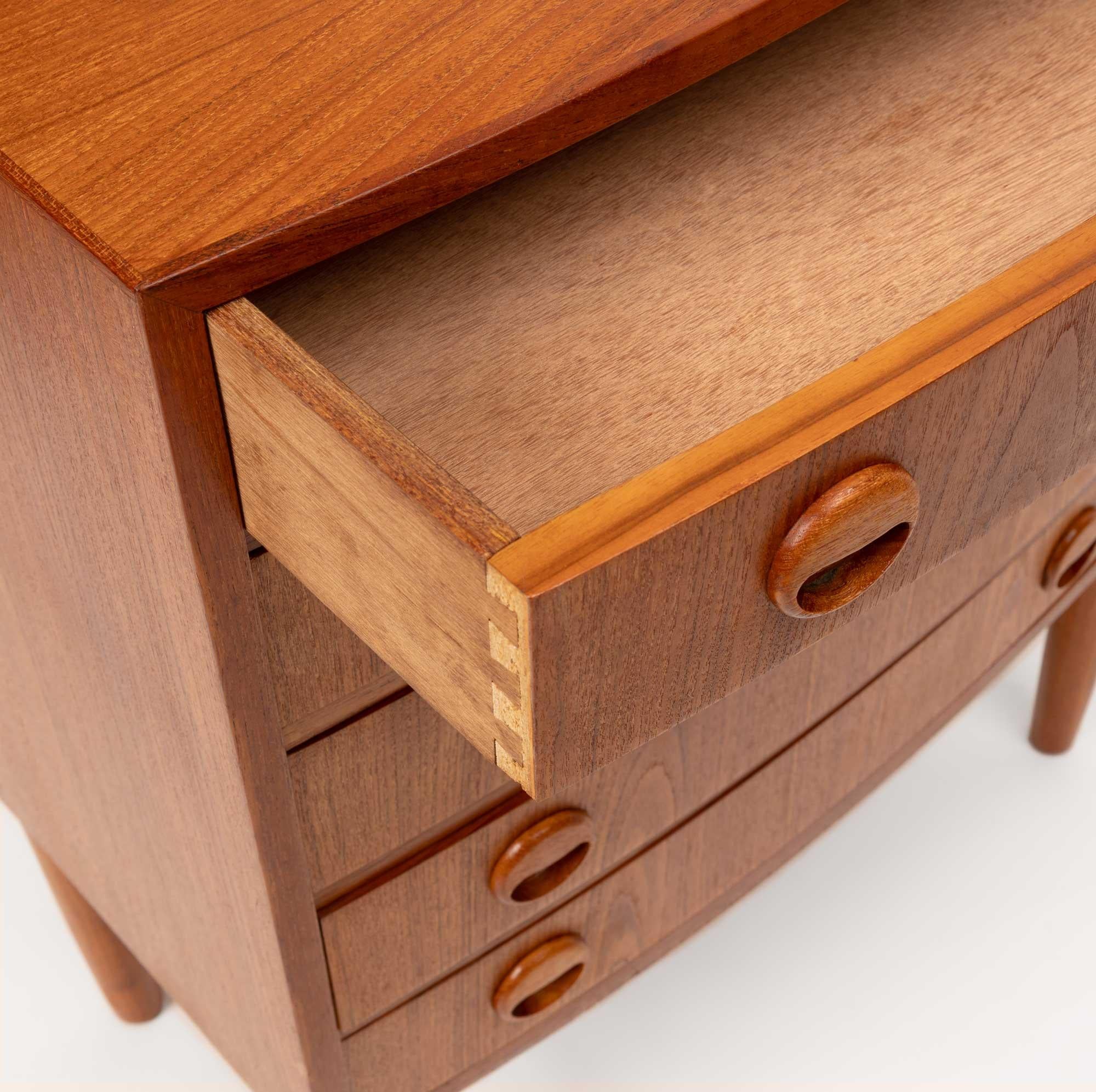 Vintage Kai Kristiansen Teak Entry Chest / Nightstand 1960s In condizioni buone in vendita a Emeryville, CA