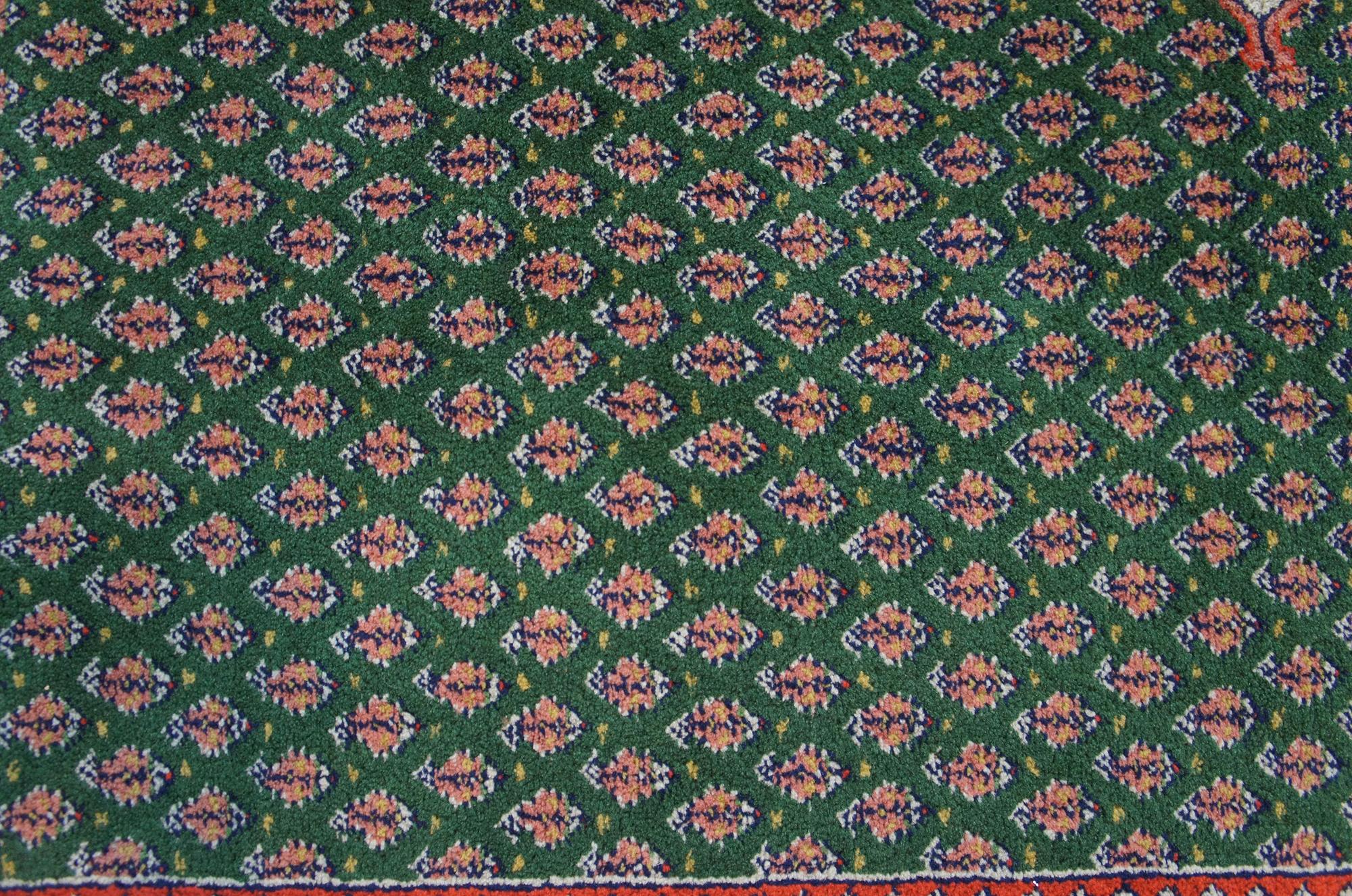 Vintage Kaimuri 100 % Wolle Täbris Mahi Medaillon Teppich Teppich, Indien im Angebot 2