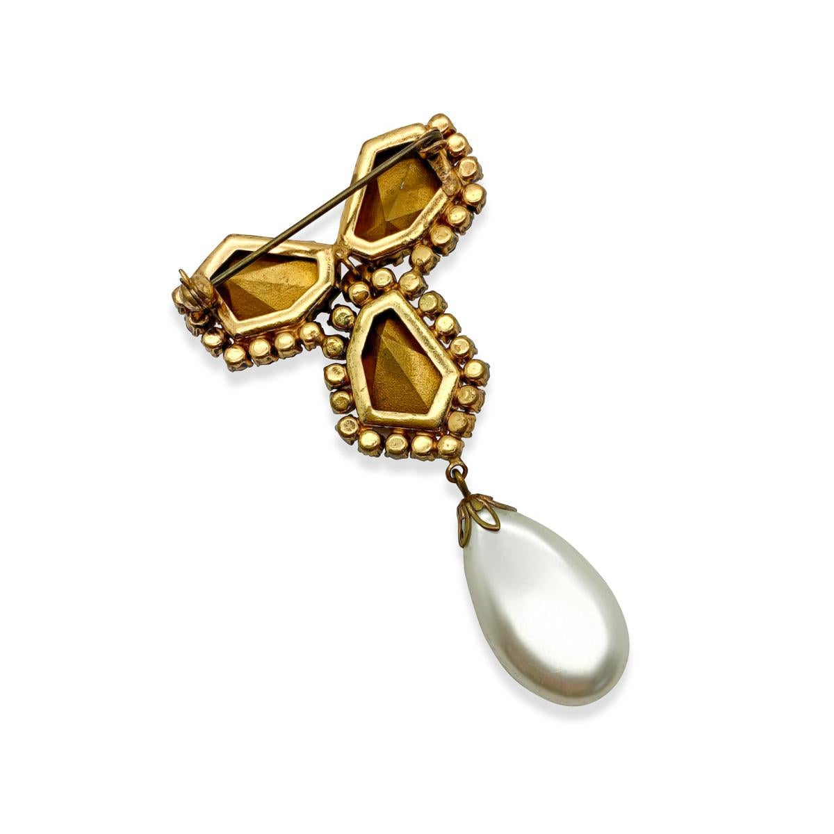 Women's or Men's Vintage Kaleidoscope Prism Pearl Droplet Brooch 1950s For Sale