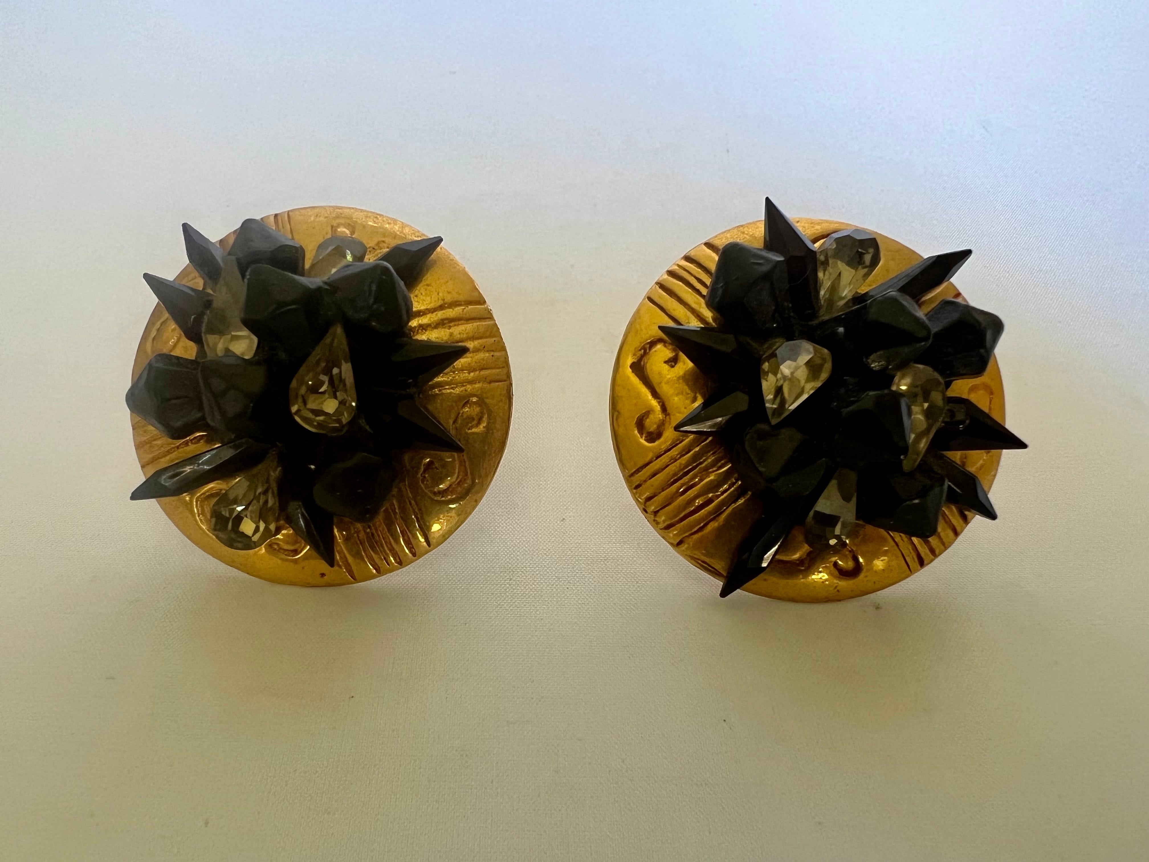 Kalinger Pariser Gold- und schwarze Kristall-Ohrringe  für Damen oder Herren im Angebot