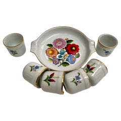 Vintage Kalocsa Set di posacenere e bicchieri da shot dipinti a mano 6 1970s Folk Art