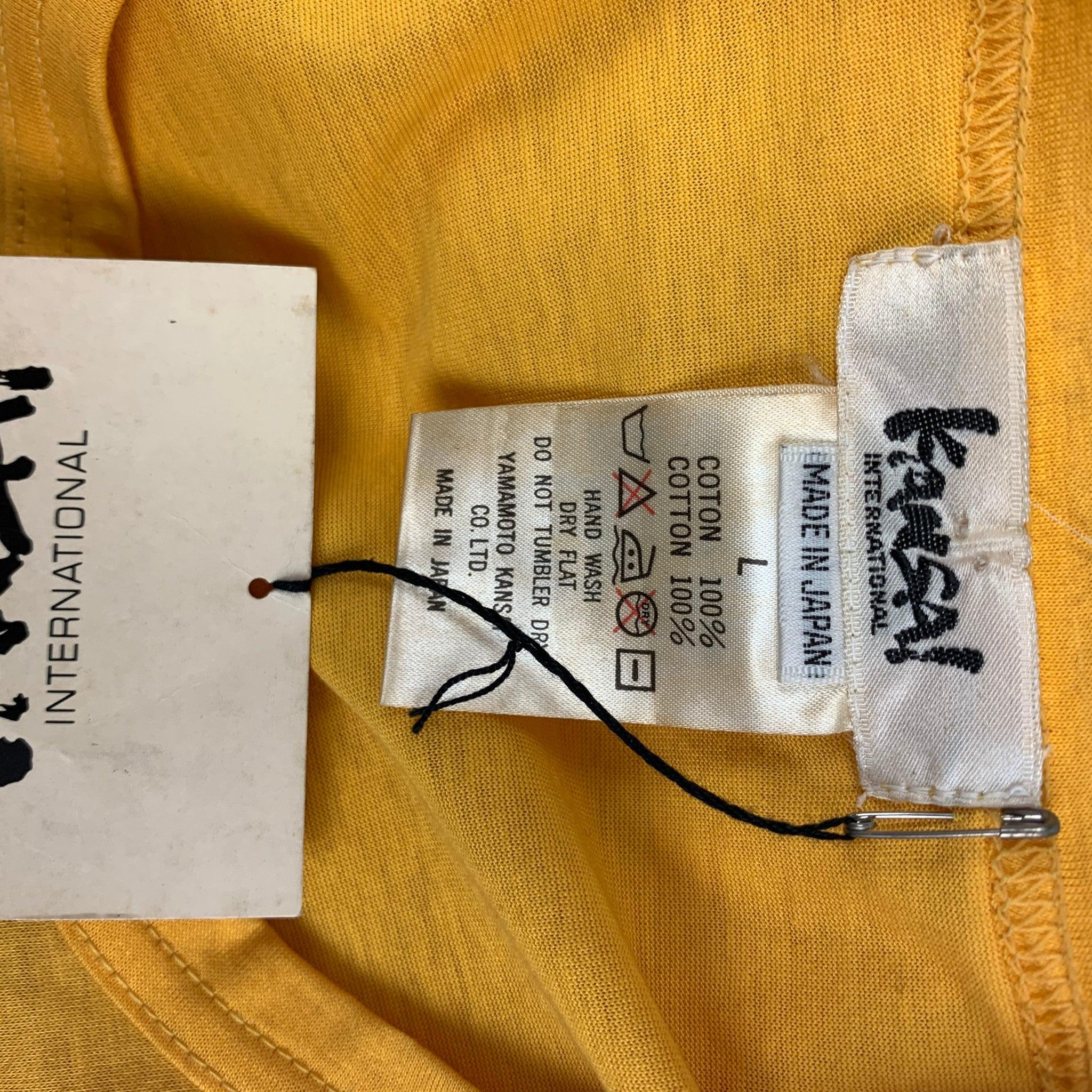 Vintage KANSAI YAMAMOTO Size L Yellow Multi-Color Cotton Short Sleeve T-shirt For Sale 2