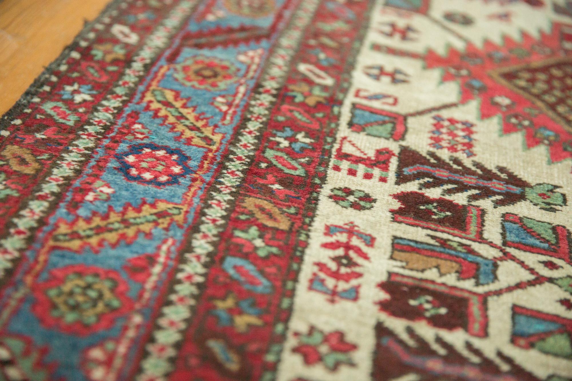 Vintage Karaja Teppich Läufer (Persisch) im Angebot