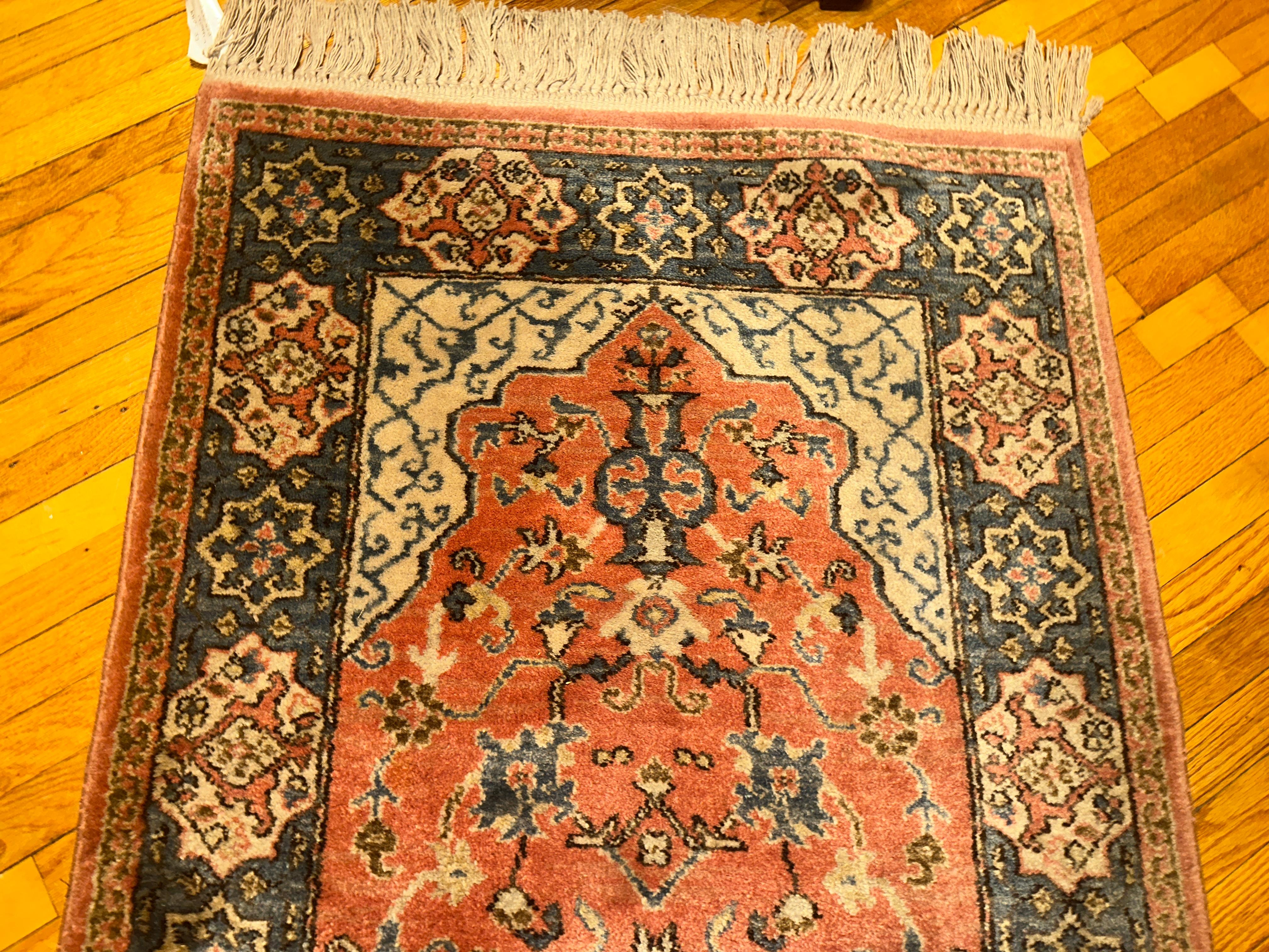 Vintage Karastan Rug - Bergamo Design -SIZE  32