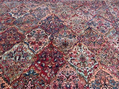 Vintage Karastan Rug  LOOKS LIKE IT WAS MADE YESTERDAY -WE HAVE HALF OFF 70% OFF