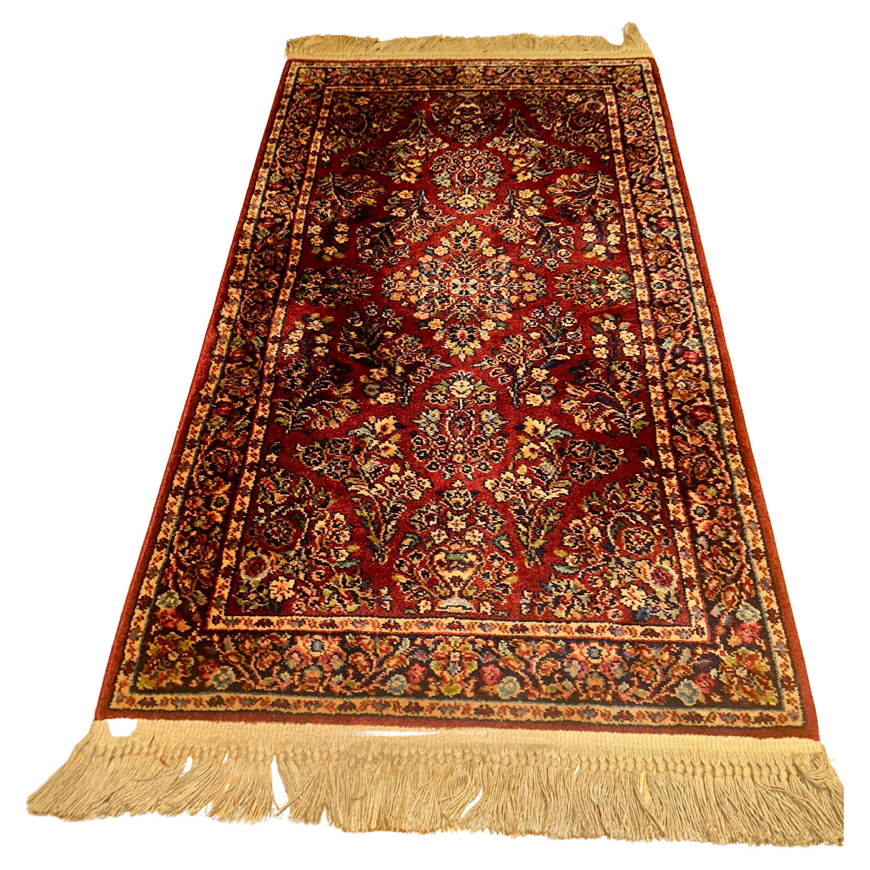 Alfombra Karastan Vintage - Diseño Sarough Rojo -  TALLA  34 en  por  60" RR5261