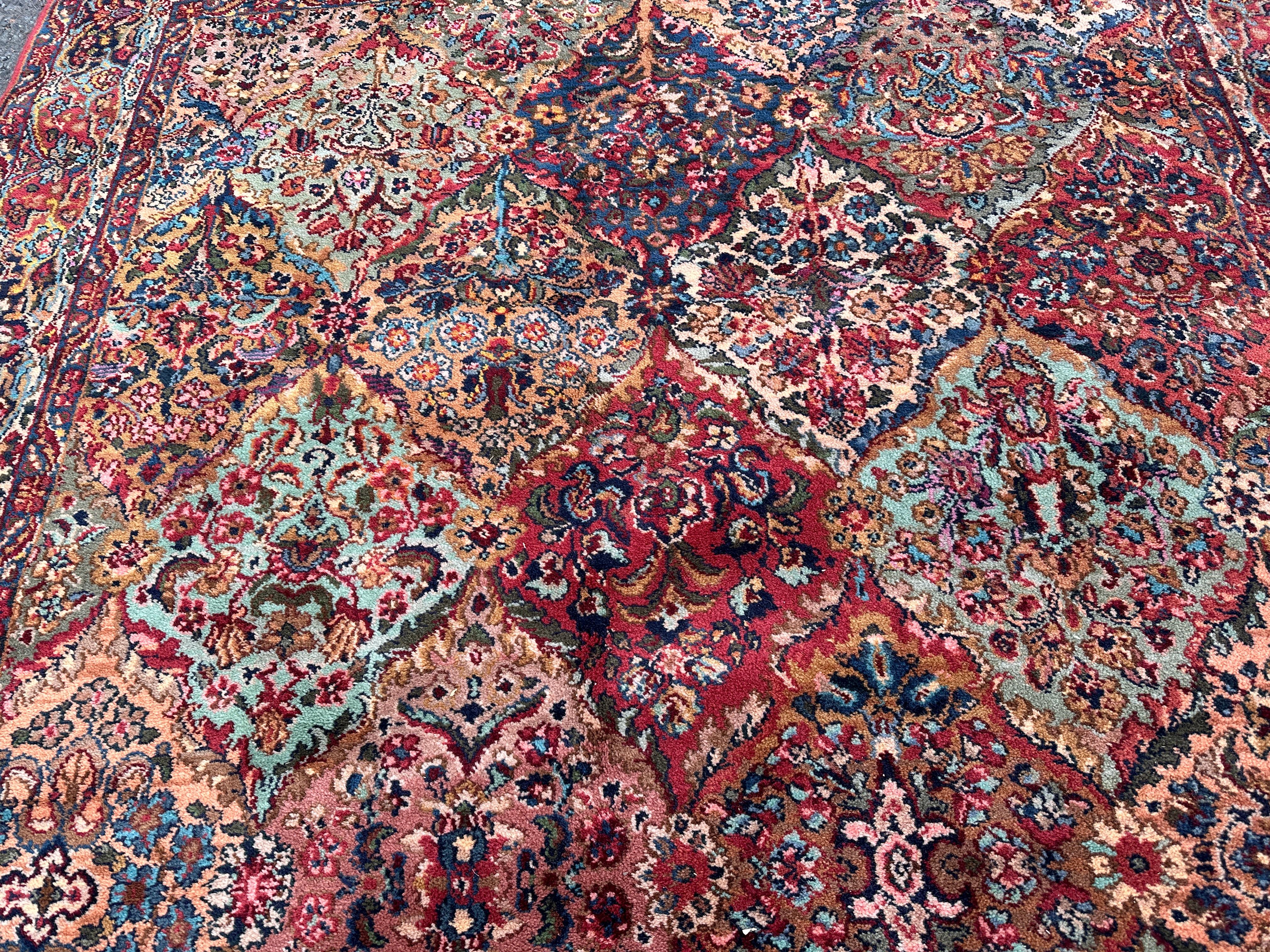 Vintage Karastan Rug - RR5155 For Sale 7