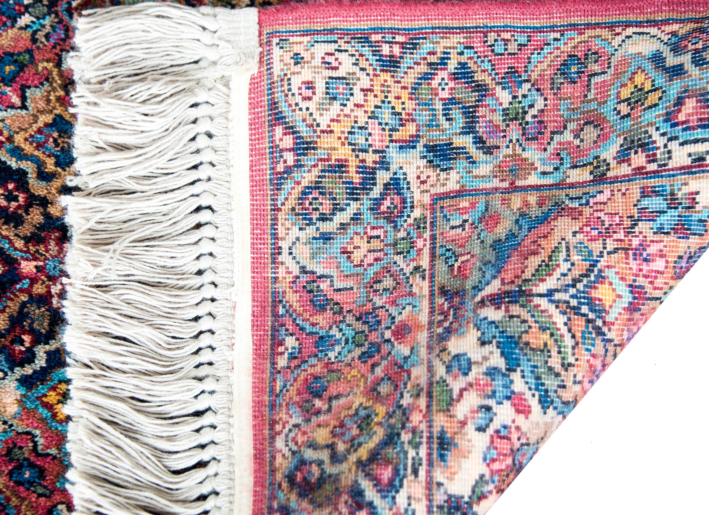 Camino de Mesa Vintage Karistan Kirman-Style en venta 7
