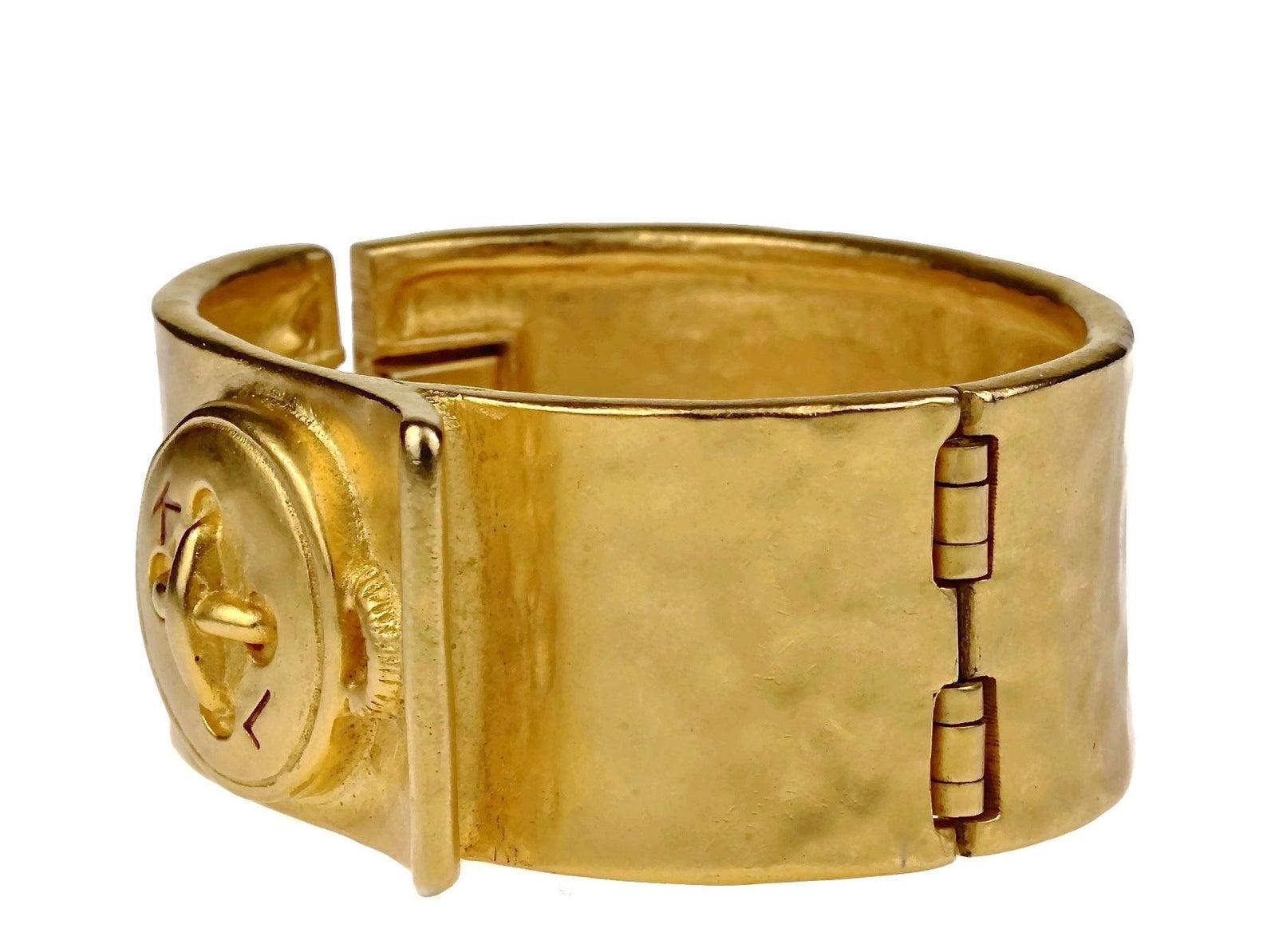 Manchette fantaisie vintage KARL LAGERFELD KL à boutons avec logo en vente 1