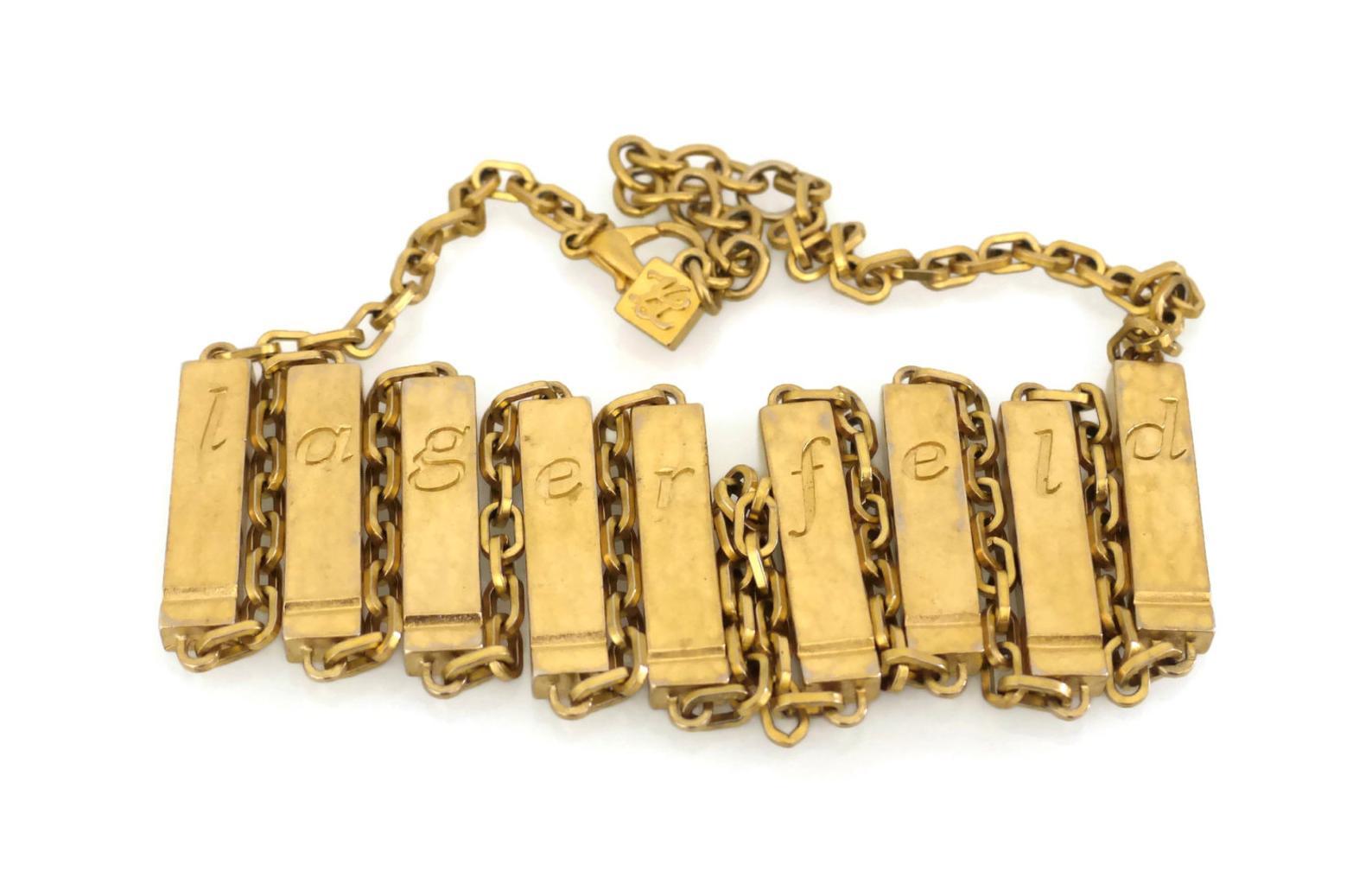 Vintage KARL LAGERFELD Letter Gold Bar Sautoir Necklace In Good Condition For Sale In Kingersheim, Alsace