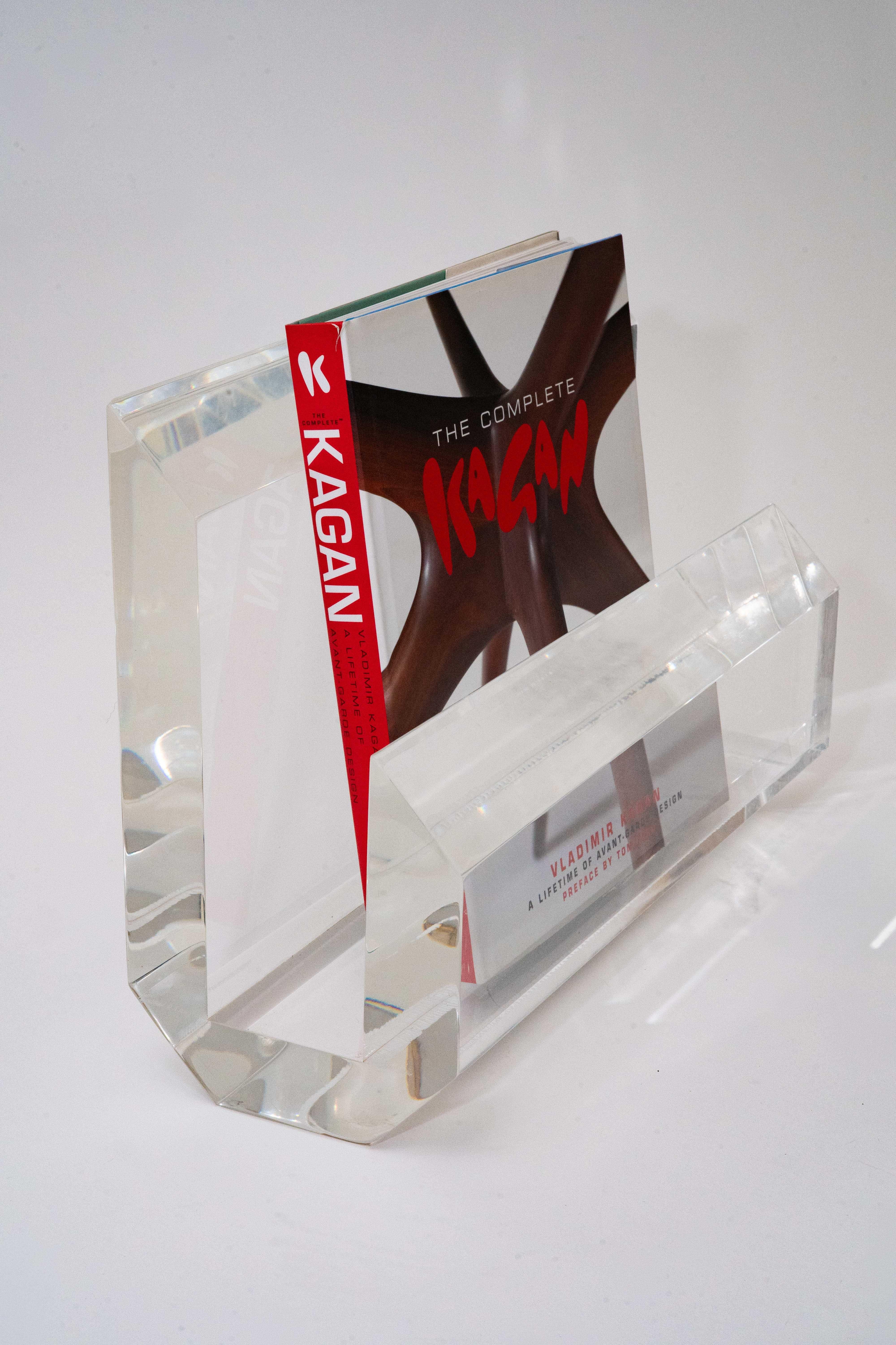 Vintage Karl Springer Attributed Thick Lucite Magazine Stand For Sale 2