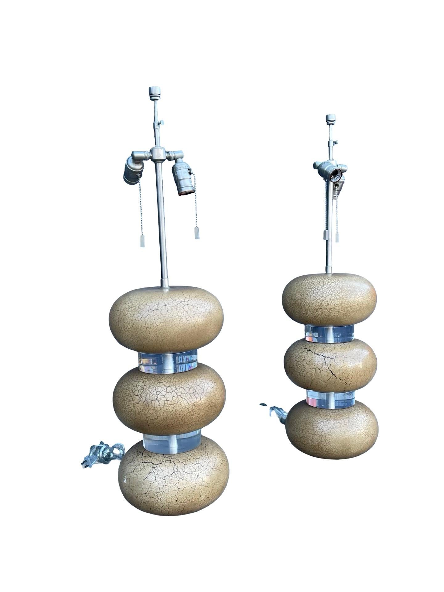 Vintage Karl Springer Lucite and Crackle Painted Table Lamps, 1970s Moderno de mediados de siglo en venta