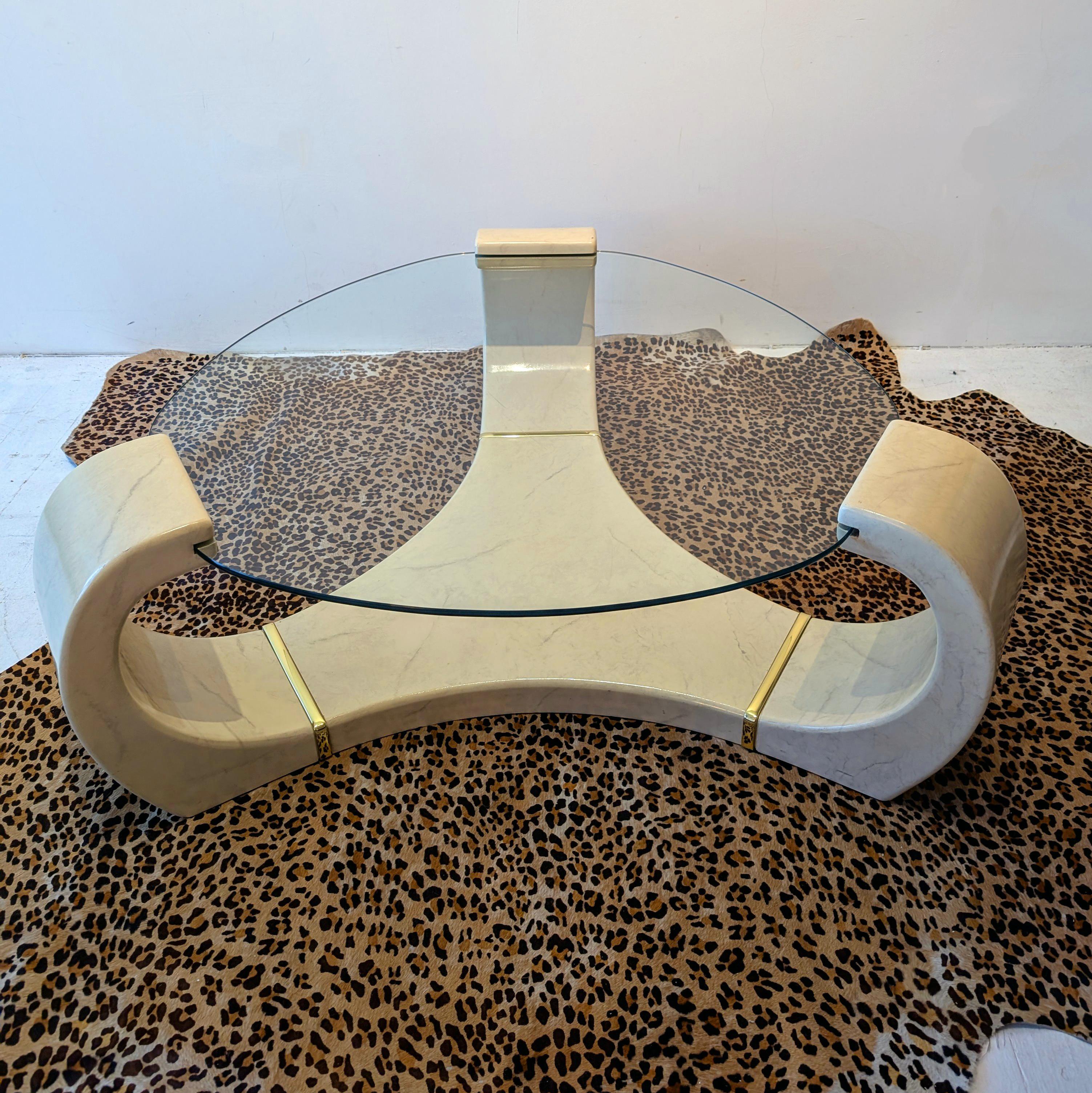 Américain Table basse laquée postmoderne de style Karl Springer en vente
