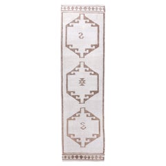 Vintage Kars Runner Bone Field