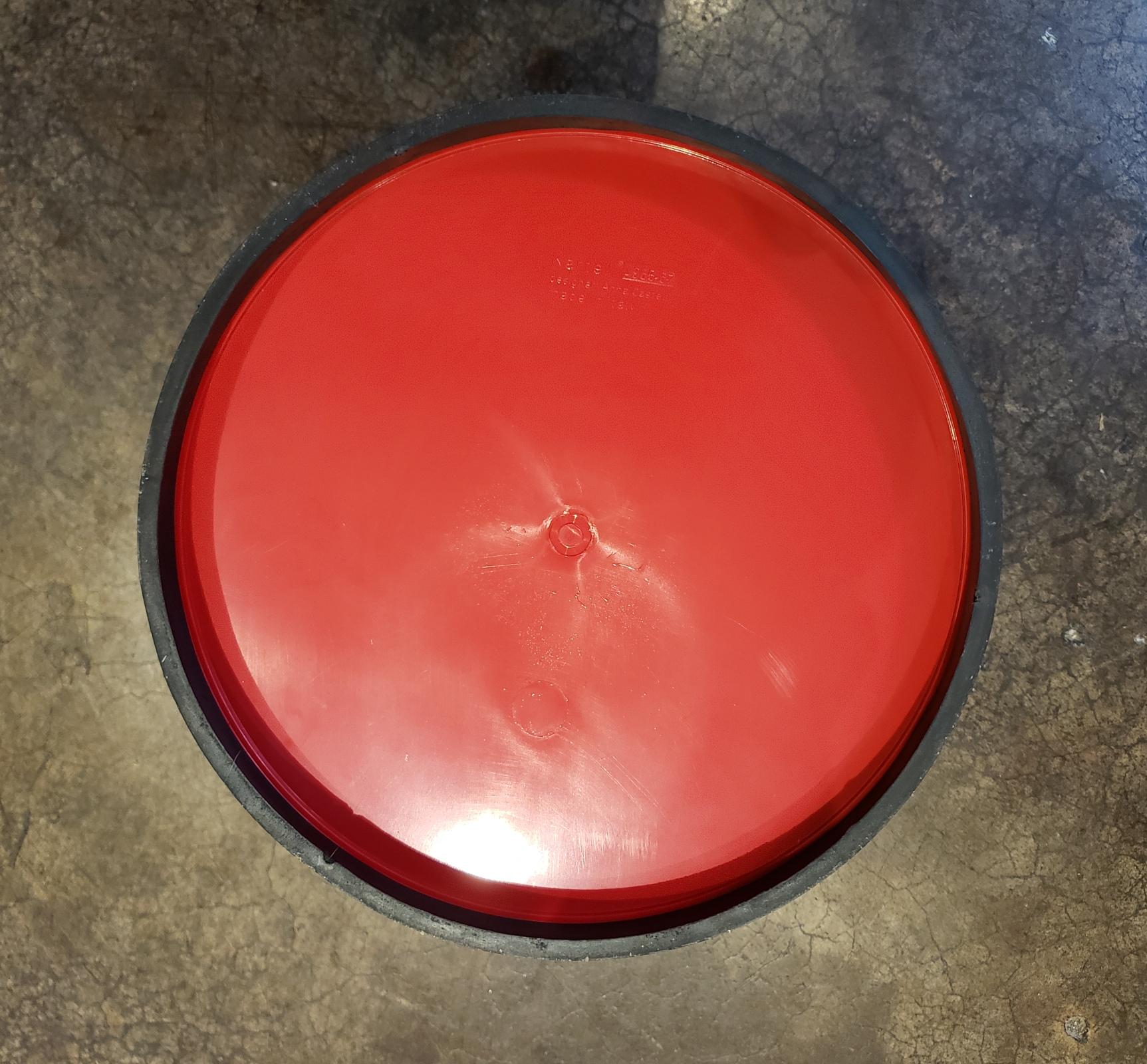 Vintage Kartell Componibili Two-Tier Cabinet Side Table In Good Condition In Dallas, TX