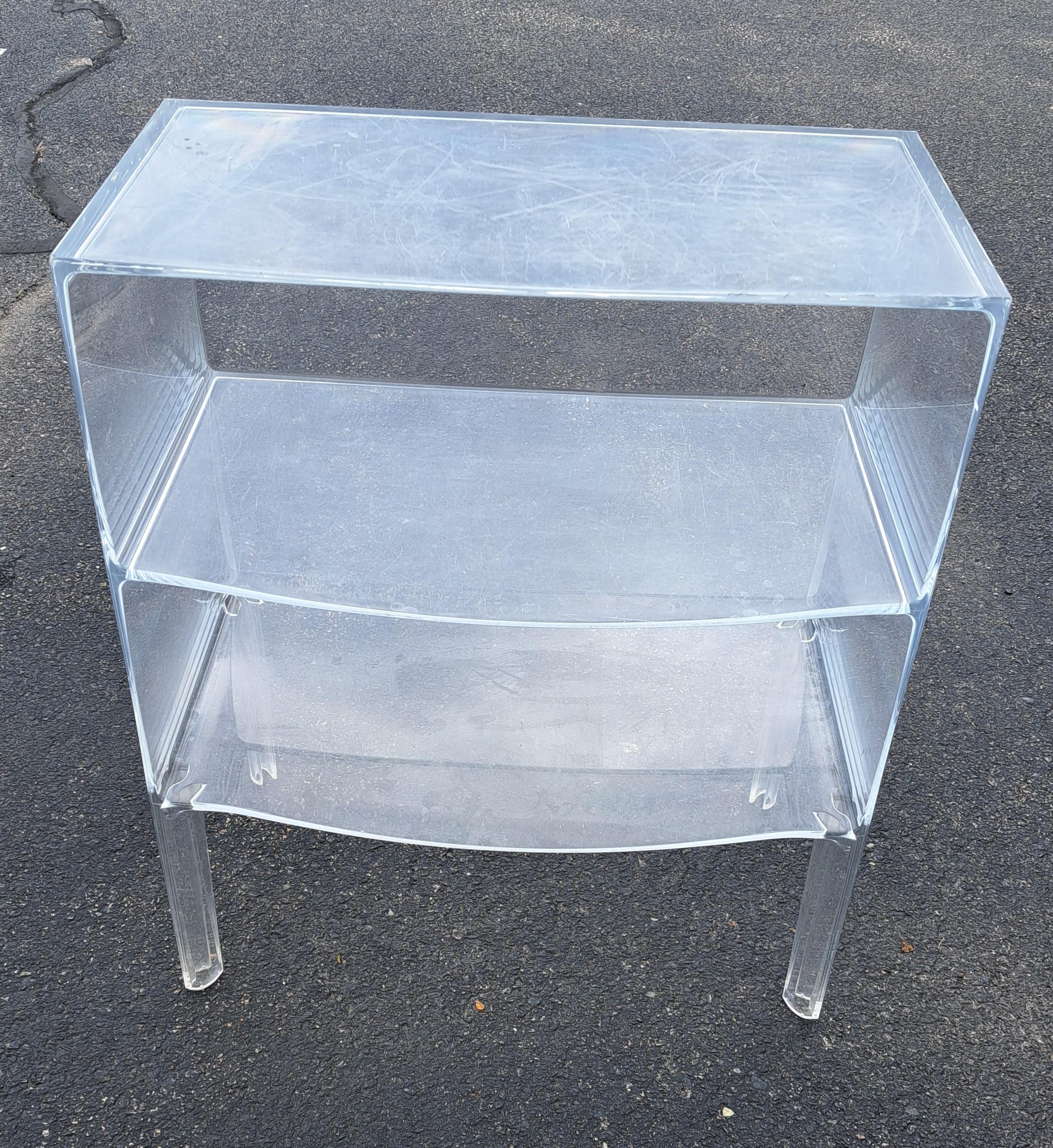 Armadio/libreria vintage in lucite di Kartell Ghost Buster di Phillippe Starck In condizioni buone in vendita a East Freetown, MA