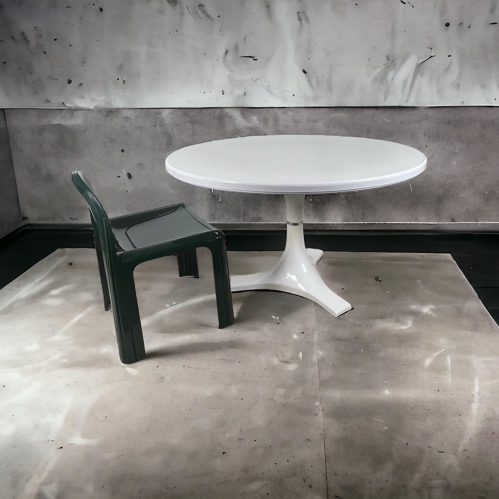 Runder Kartell-Tisch im Vintage-Stil, 1960er-Ignazio Gardella und  Anna Castelli Ferrieri im Angebot 3