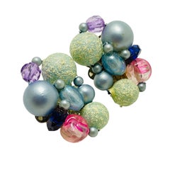 Vintage KARU signed beaded cluster clip on earrings