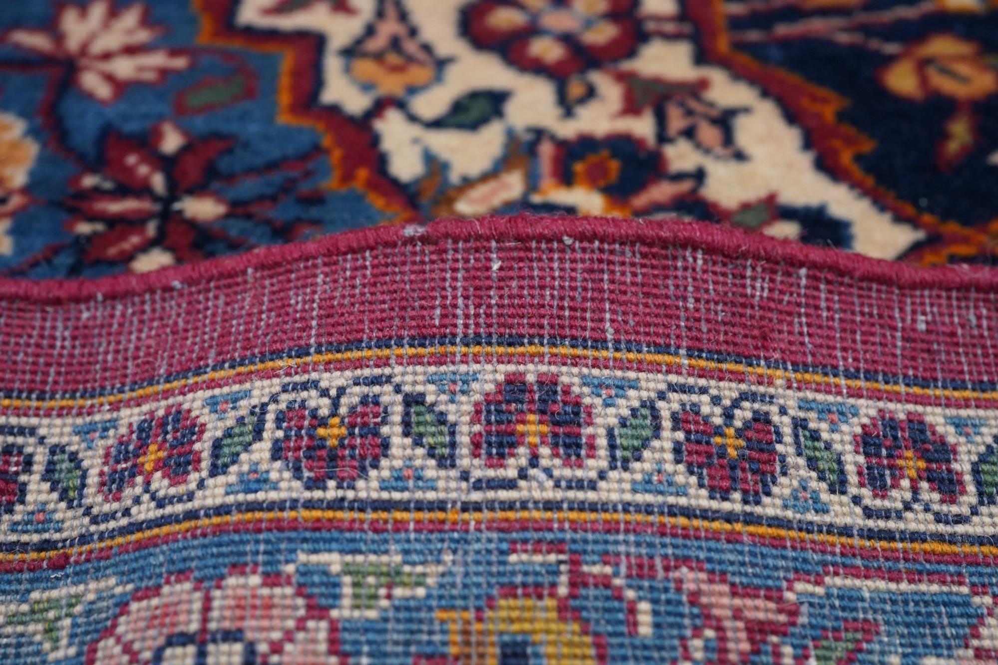 Vintage Kashan Rug For Sale 6