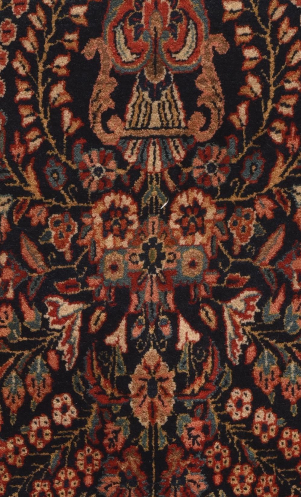 Fine tapis persan ancien Kashan 1'9'' x 2'10'' Bon état - En vente à New York, NY