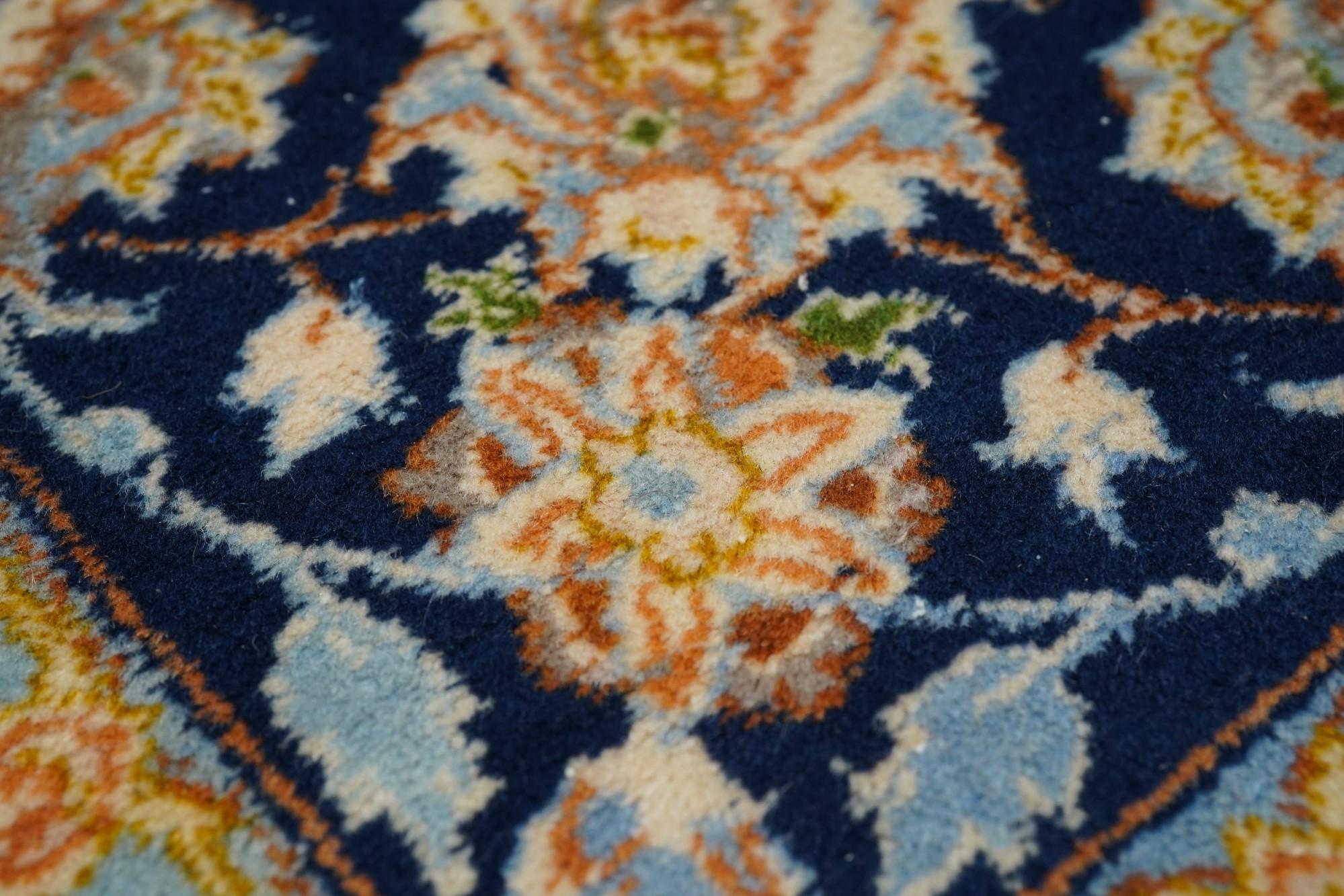 Persischer Kashan-Teppich im Vintage-Stil 7'1'' x 9'6'' (Wolle) im Angebot
