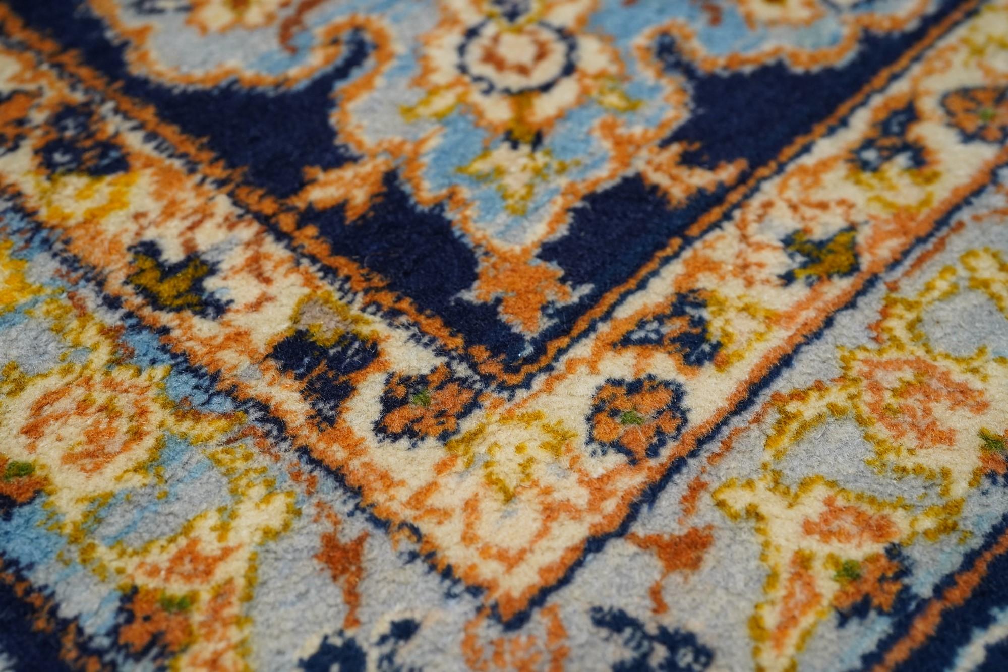 Persischer Kashan-Teppich im Vintage-Stil 7'1'' x 9'6'' im Angebot 1
