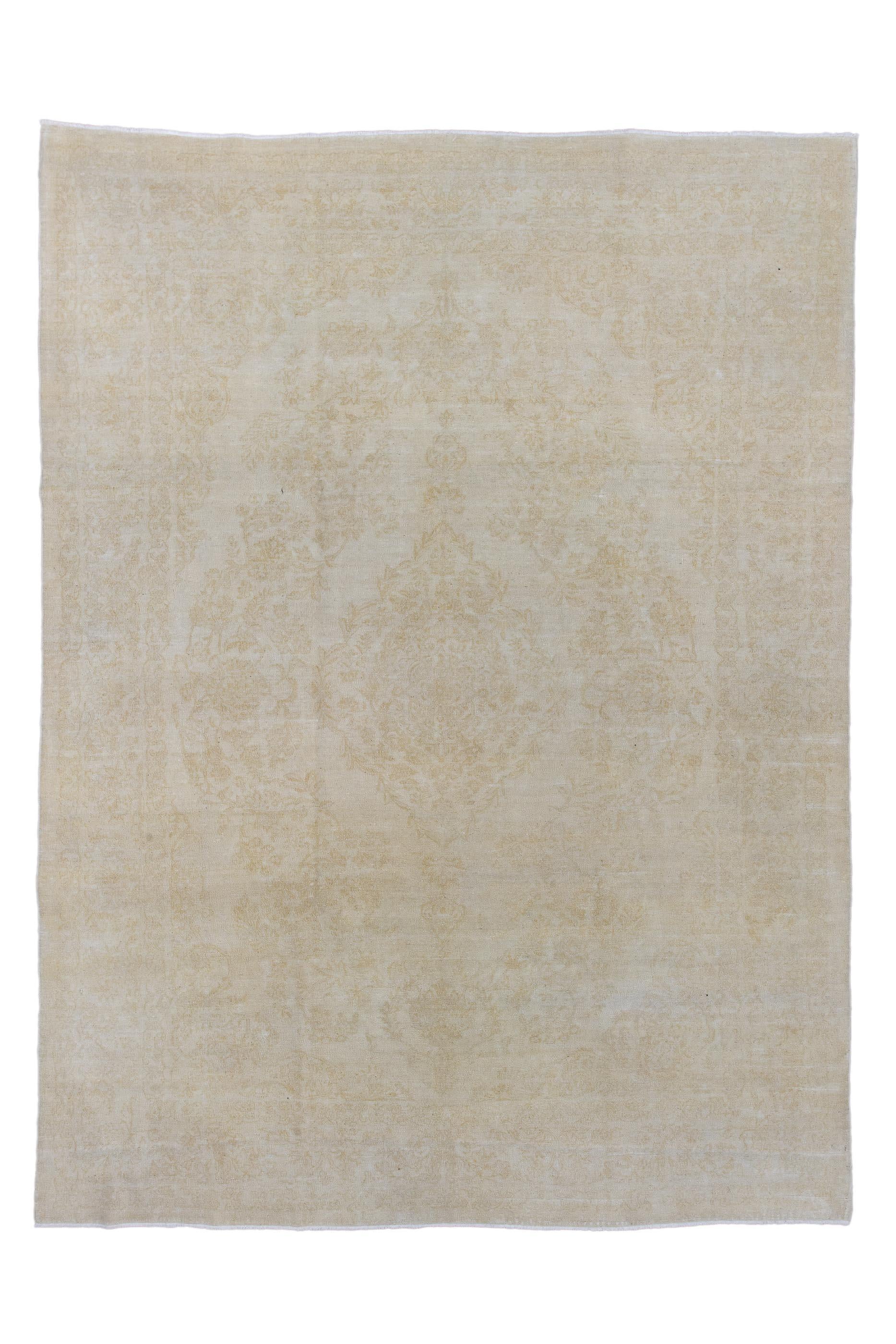 Tapis Vintage Kashan Médaillon Ivoire délavé en vente