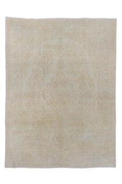 Vintage Kashan Rug Faded Ivory Medallion