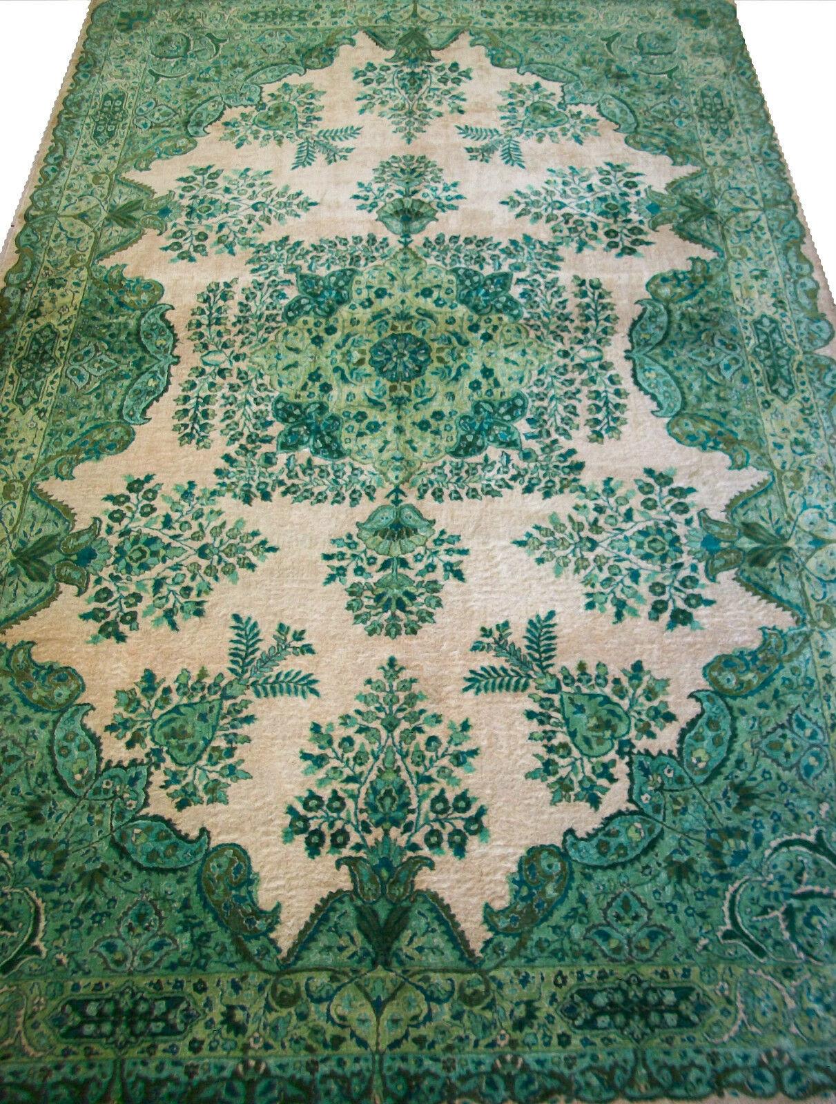 Vintage Kashmir-Teppich aus Kaschmir mit handgewebtem Seidenflor, Mitte des 20. Jahrhunderts (Moderne der Mitte des Jahrhunderts) im Angebot