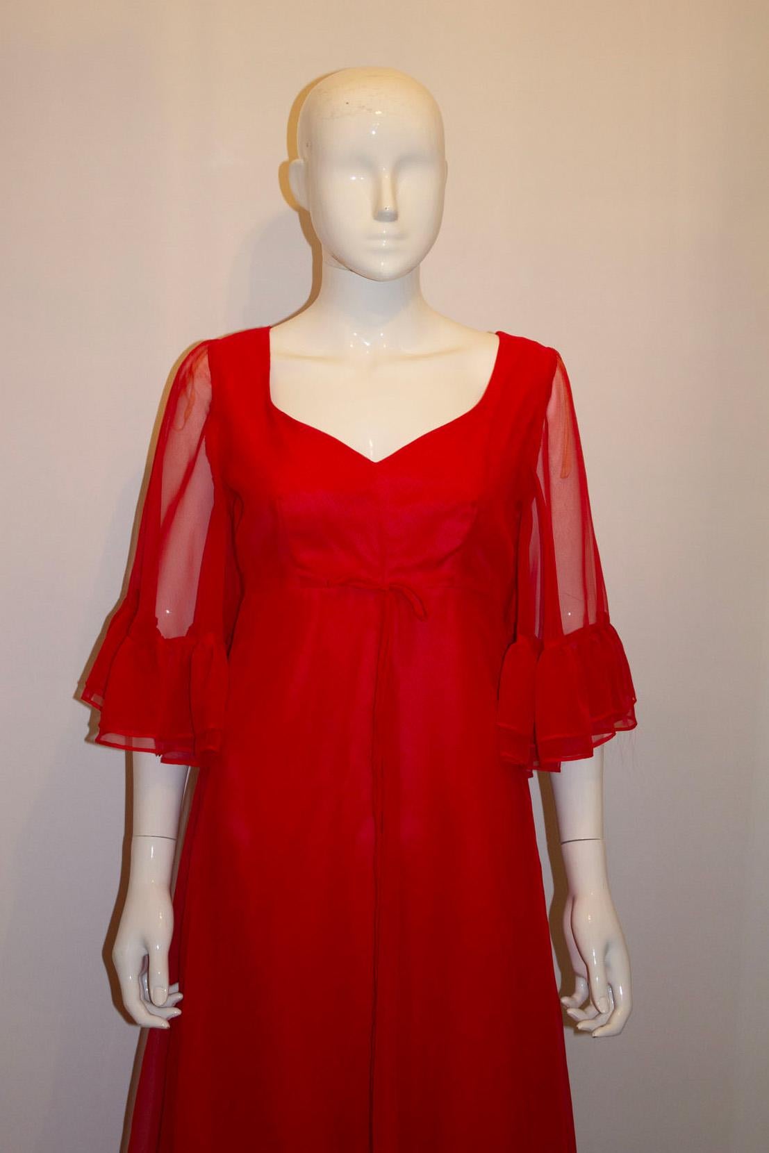 Vintage Kati, Laura Phillips Red Gown In Good Condition For Sale In London, GB