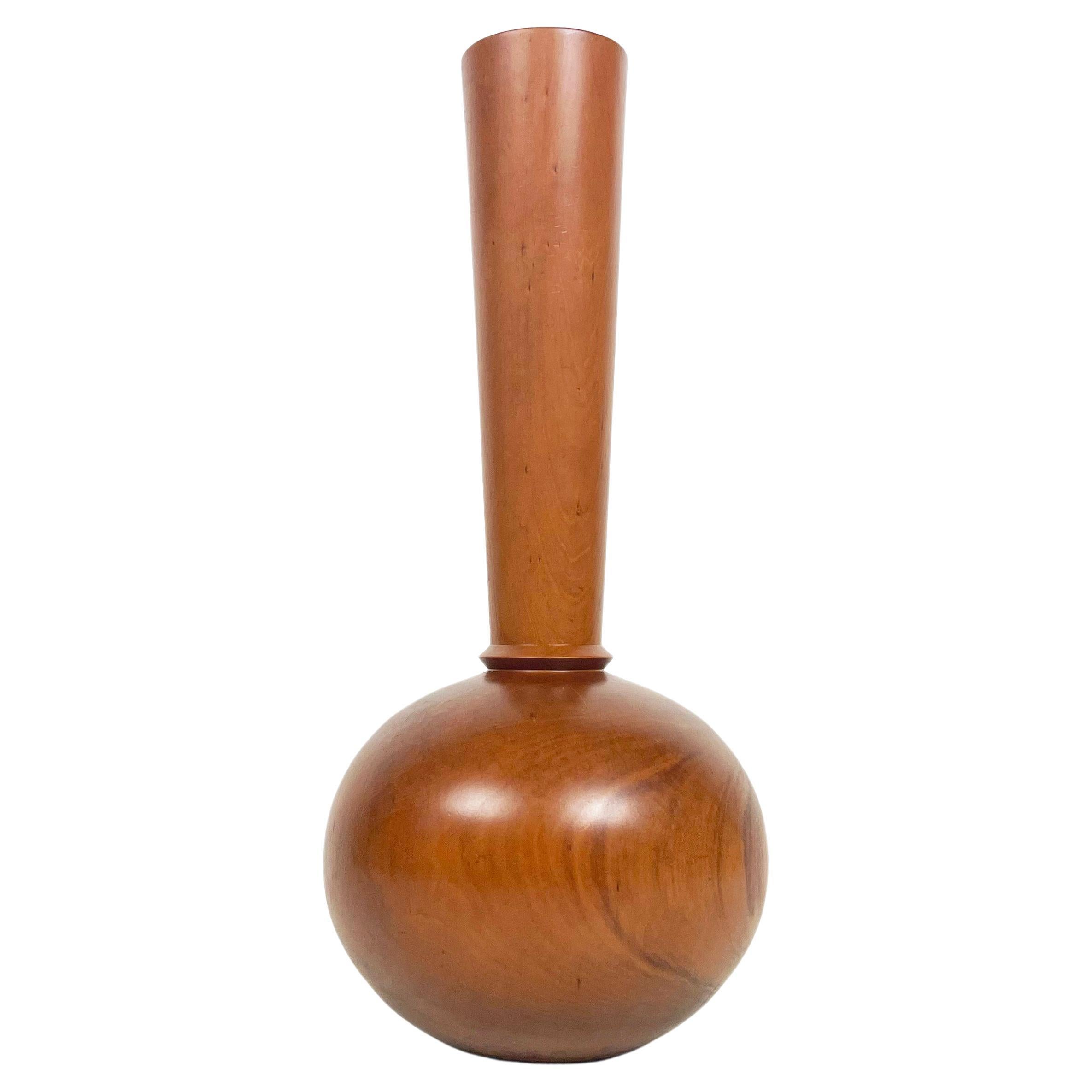 Vase vintage en bois tourné Kauri