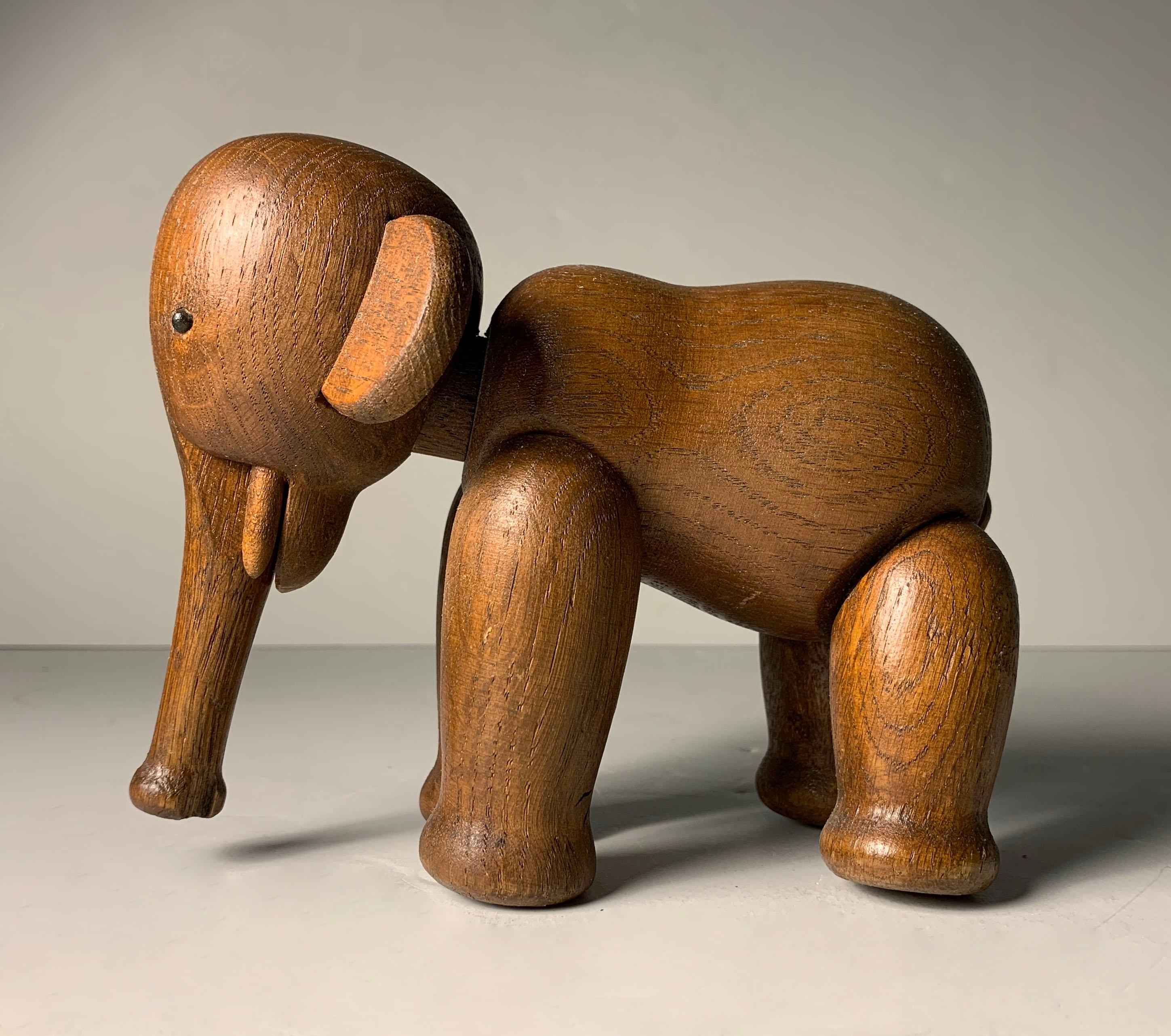 Kay Bojesen Vintage-Lefanten-Spielzeug aus beweglichem Holz, Vintage (Moderne der Mitte des Jahrhunderts) im Angebot