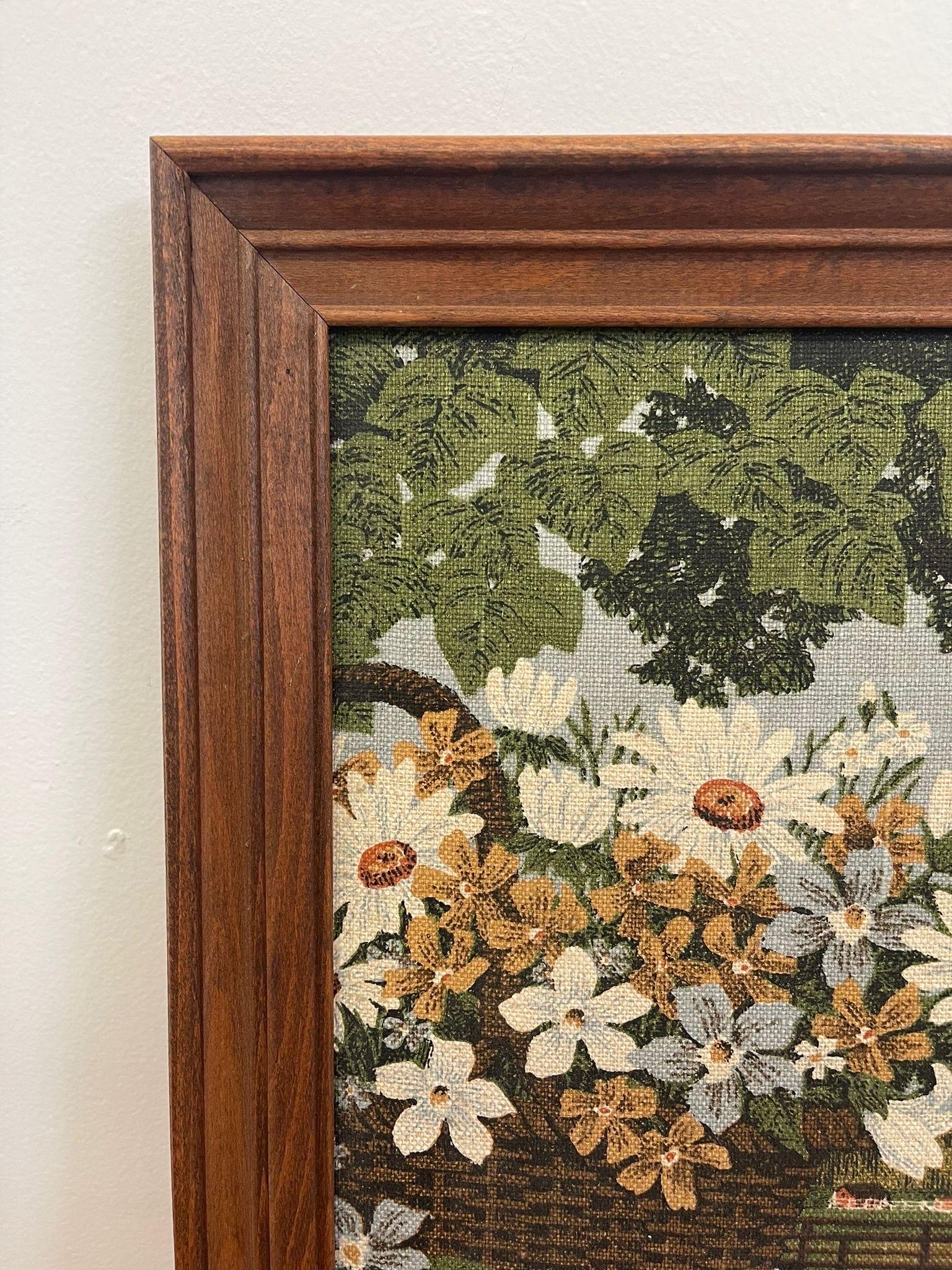 Vintage Kay Dee Floral Linen Print Within Wooden Frame. In Good Condition For Sale In Seattle, WA
