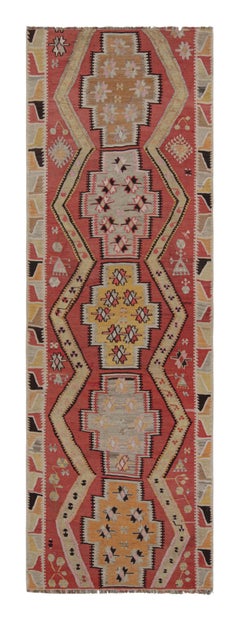 Kayseri, roter und goldgelber Woll-Kelim-Teppich von Teppich & Kelim