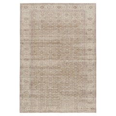 Tapis Kayseri vintage or et beige avec motifs floraux, de Rug & Kilim