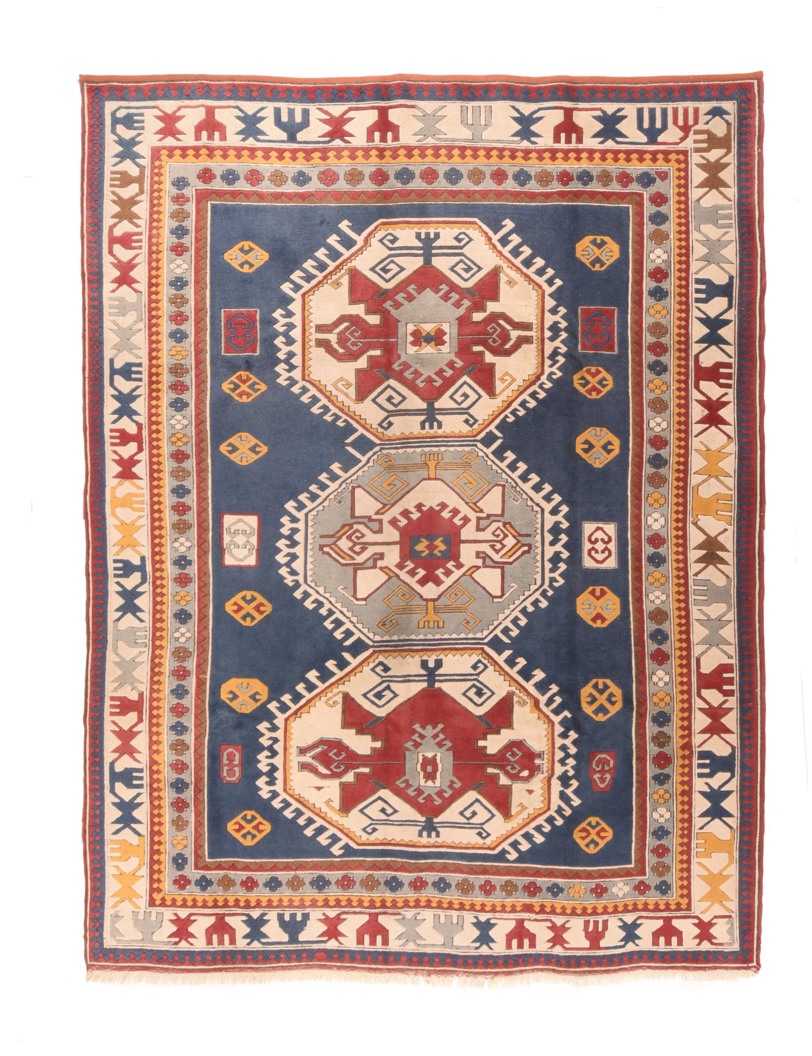Vintage Kazak Rug 7'4'' x 9'2'' In Good Condition For Sale In New York, NY