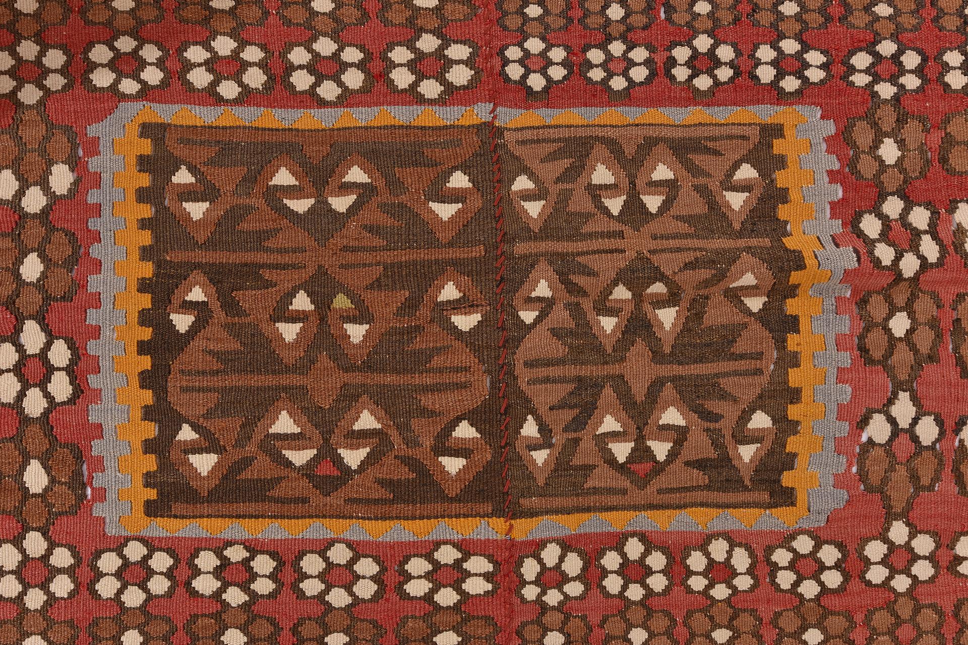 Hand-Woven Vintage KEISSARY Kilim For Sale