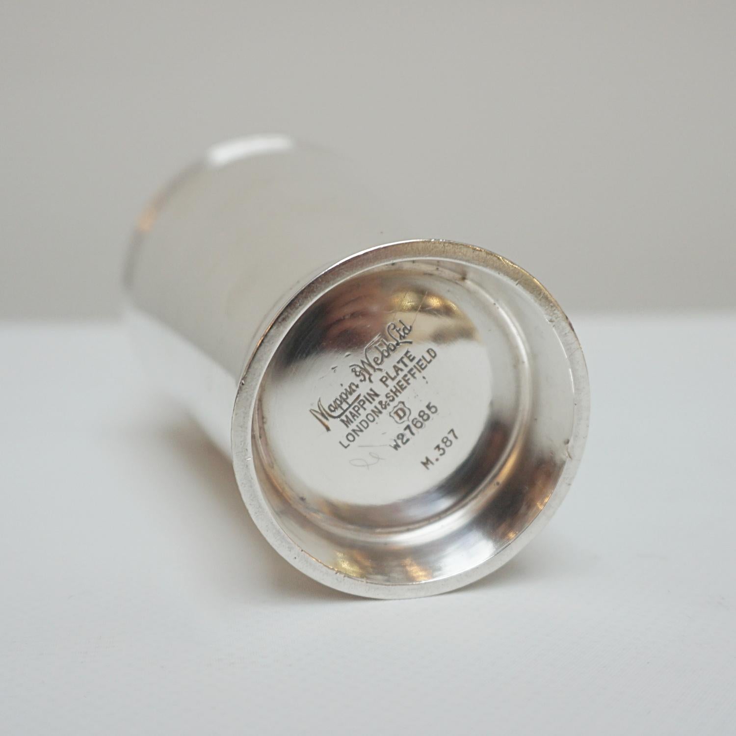 English Vintage Keith Murray Designed Art Deco Sugar Sifter for Mappin & Webb For Sale