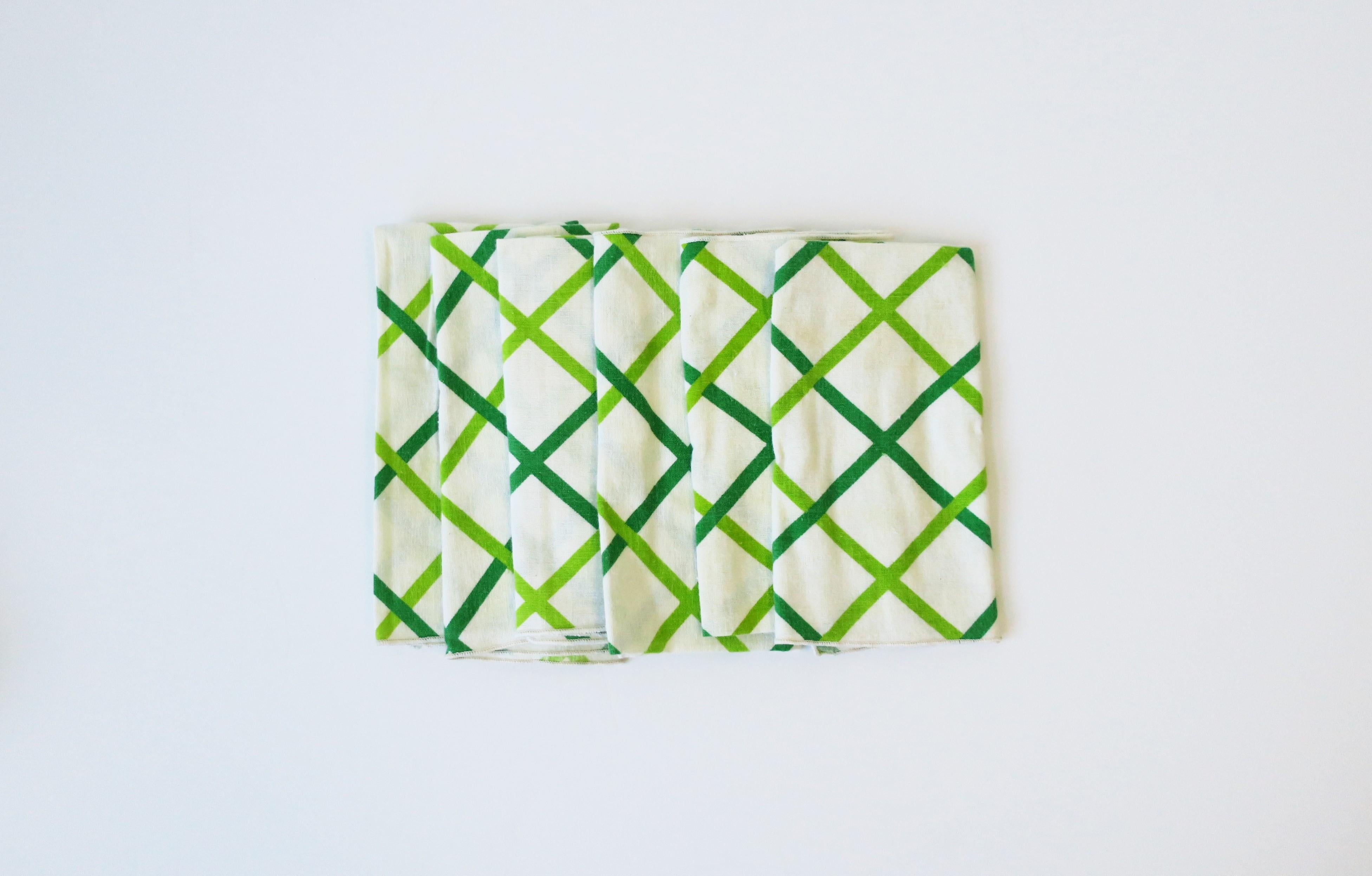 20th Century Kelly Green Cotton Dinner Napkins, Set of 6 For Sale