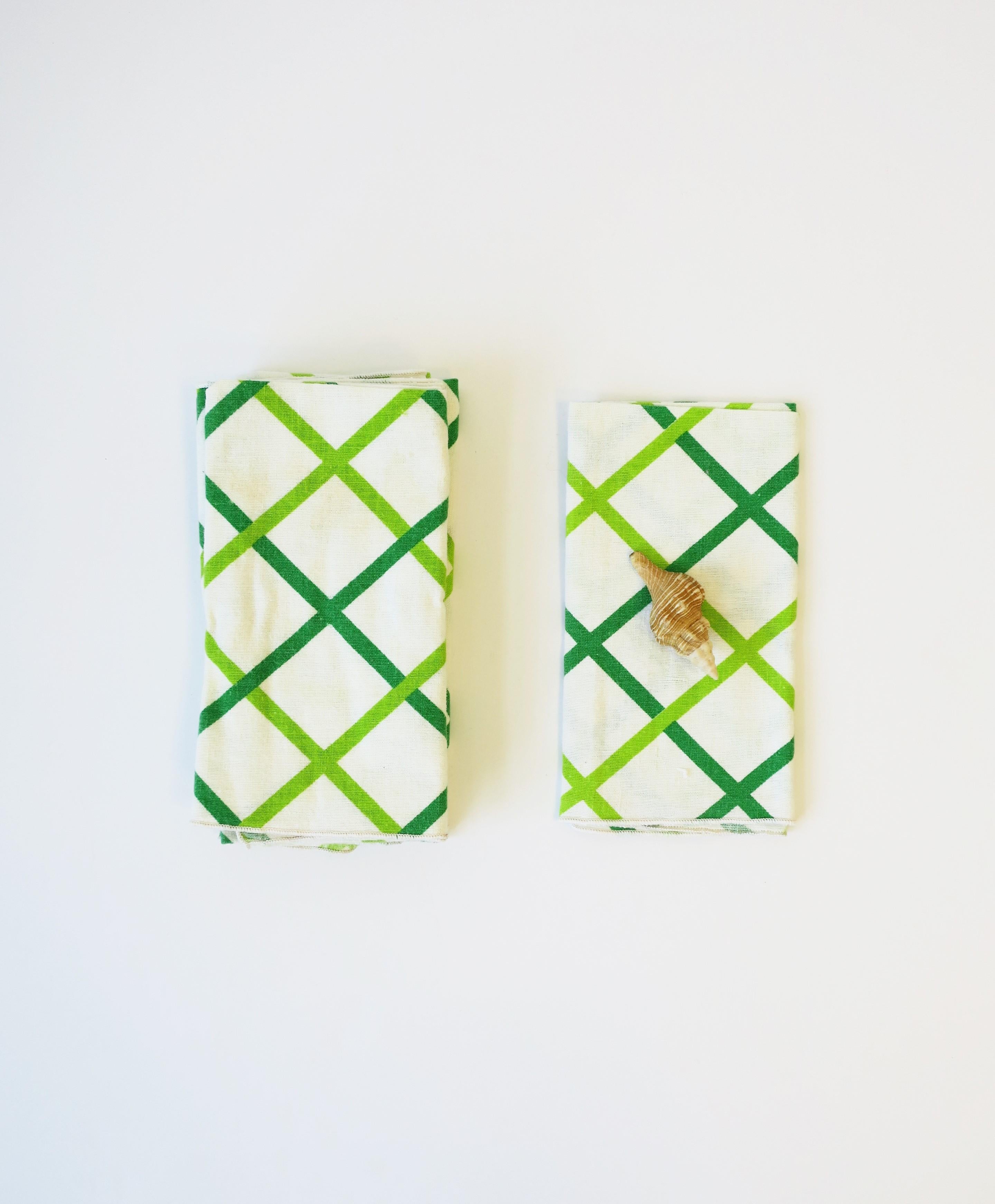 Petits serviettes de table en coton vert Kelly, lot de 6 en vente 1