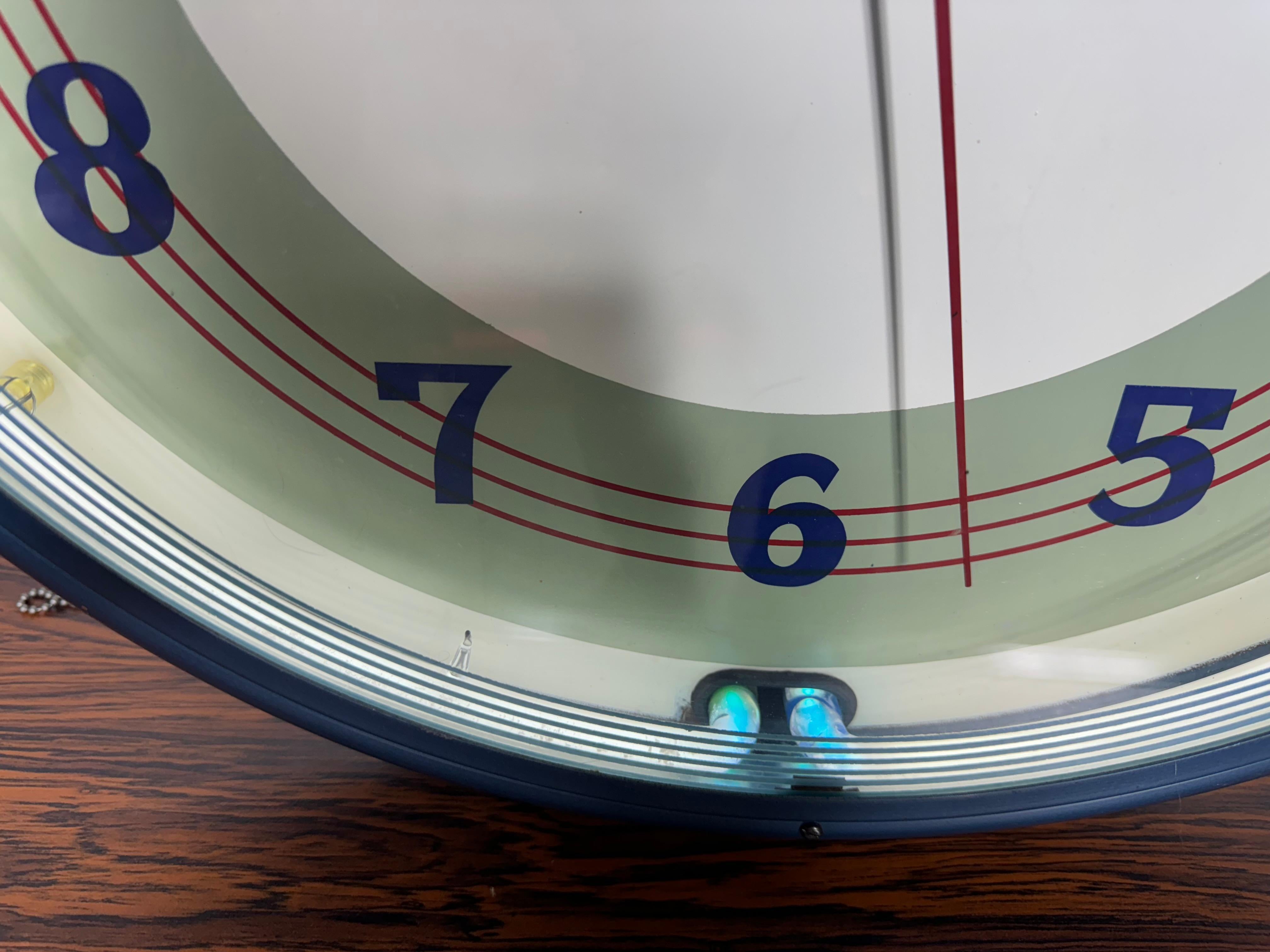 Vintage Kelvinator Appliances Lackner Neon Advertising Clock In Good Condition In Buffalo, NY