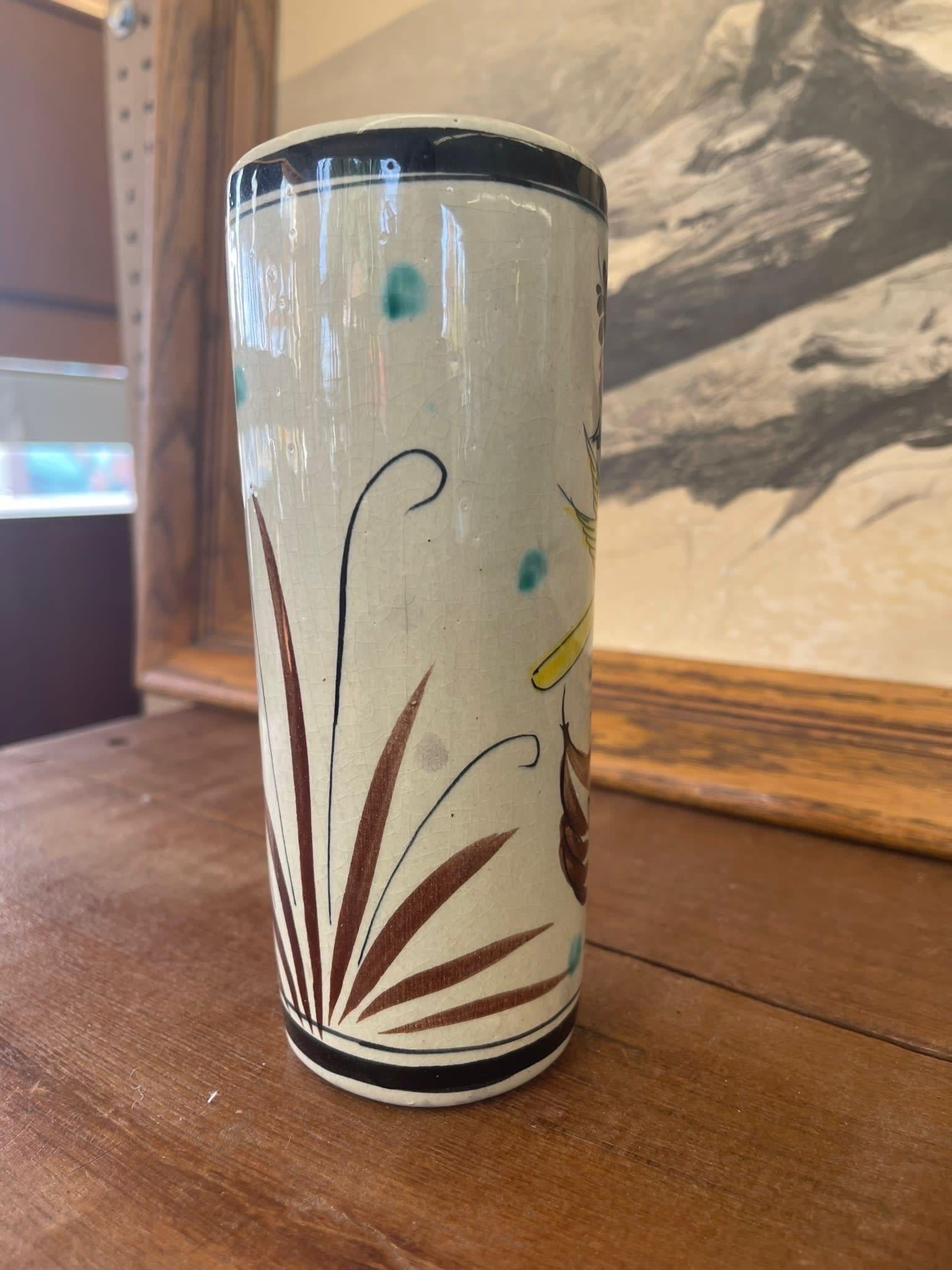 Vintage Ken Edwards Style Vase With Yellow Floral and Bird Motiff In Good Condition For Sale In Seattle, WA
