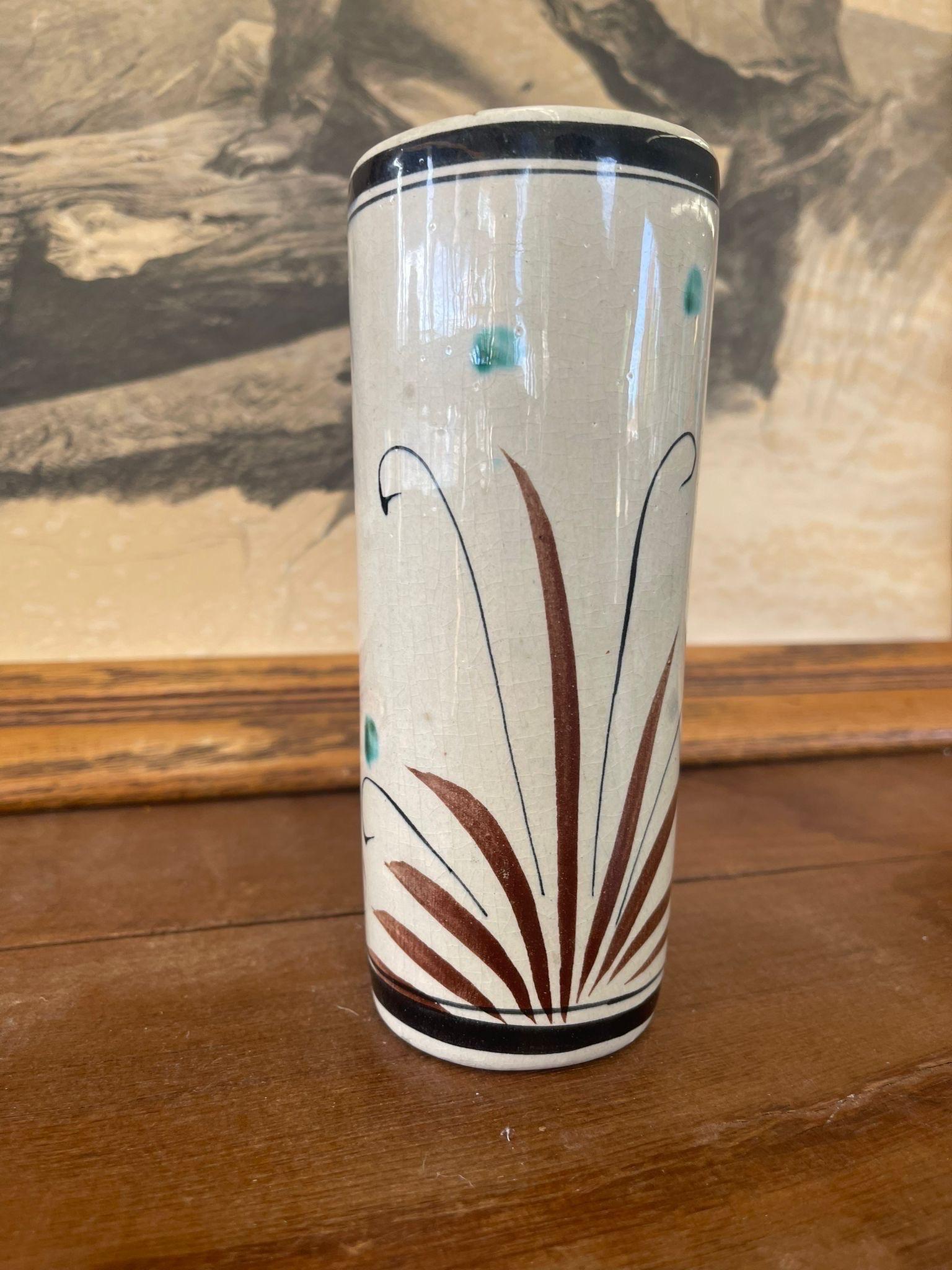 Late 20th Century Vintage Ken Edwards Style Vase With Yellow Floral and Bird Motiff For Sale